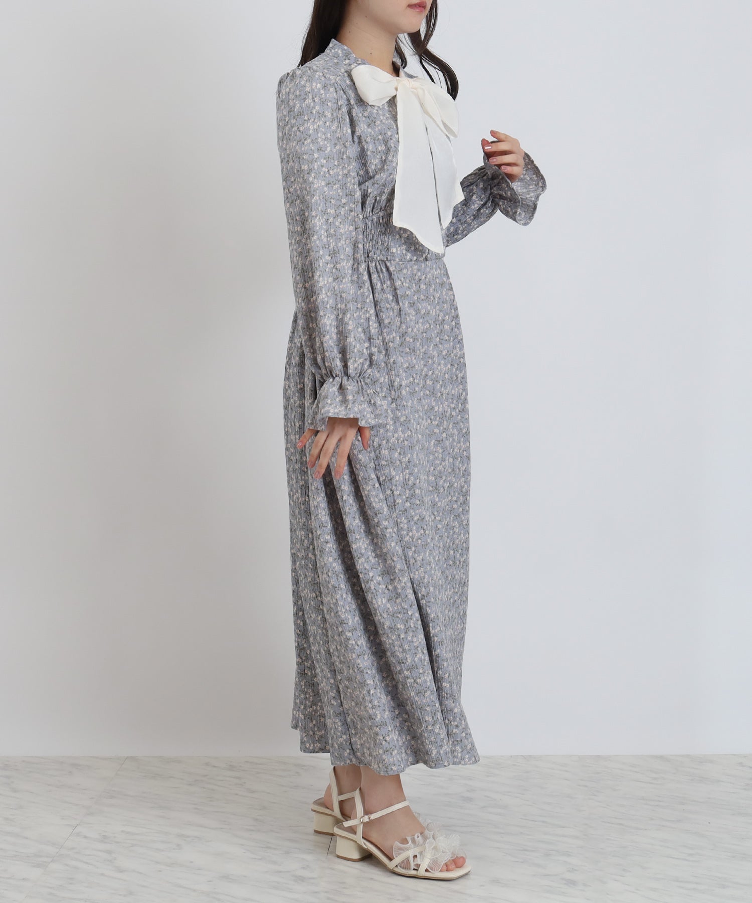 ブルー　model：156　着用サイズ：M