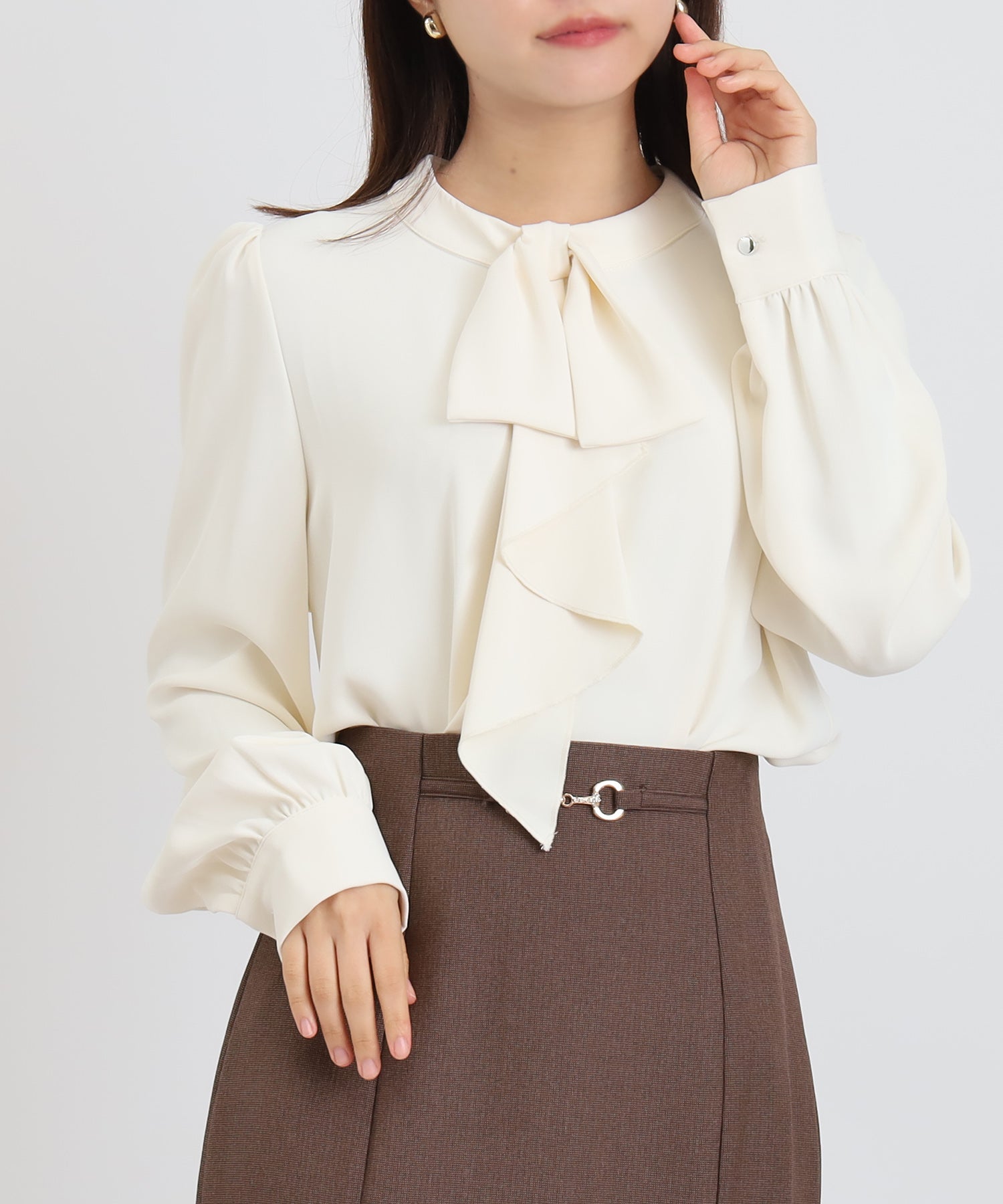 ベージュ　model：156　着用サイズ：M