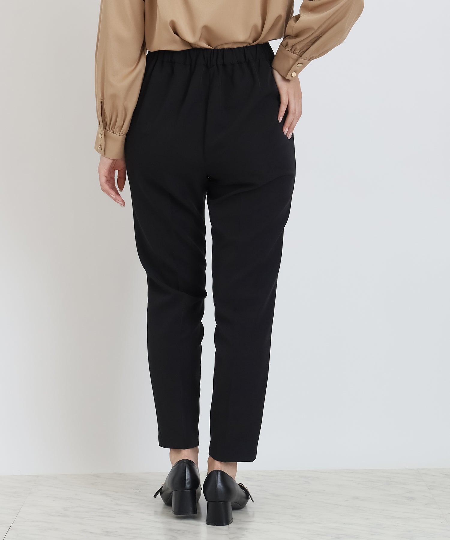 ブラック　model：160cm　着用サイズ：M