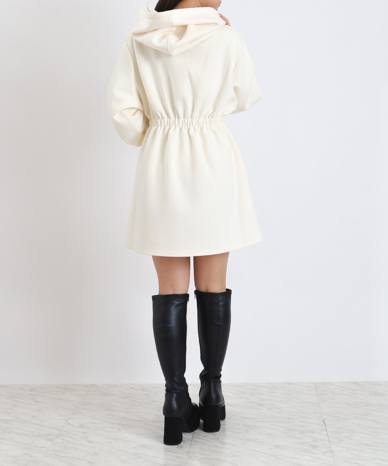 スフレタッチミニパーカーワンピース