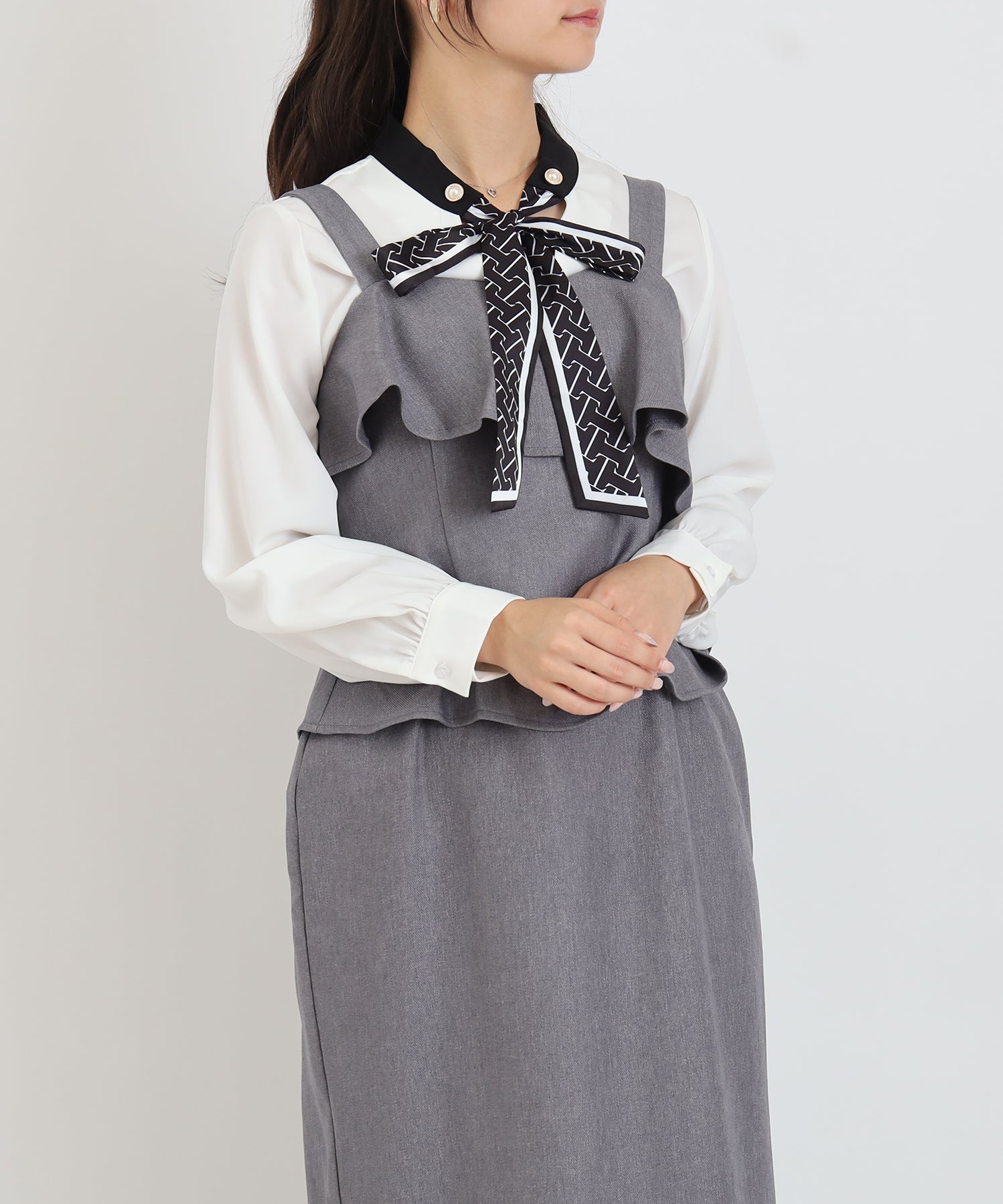 ライトグレー　model:160cm  着用サイズ：M