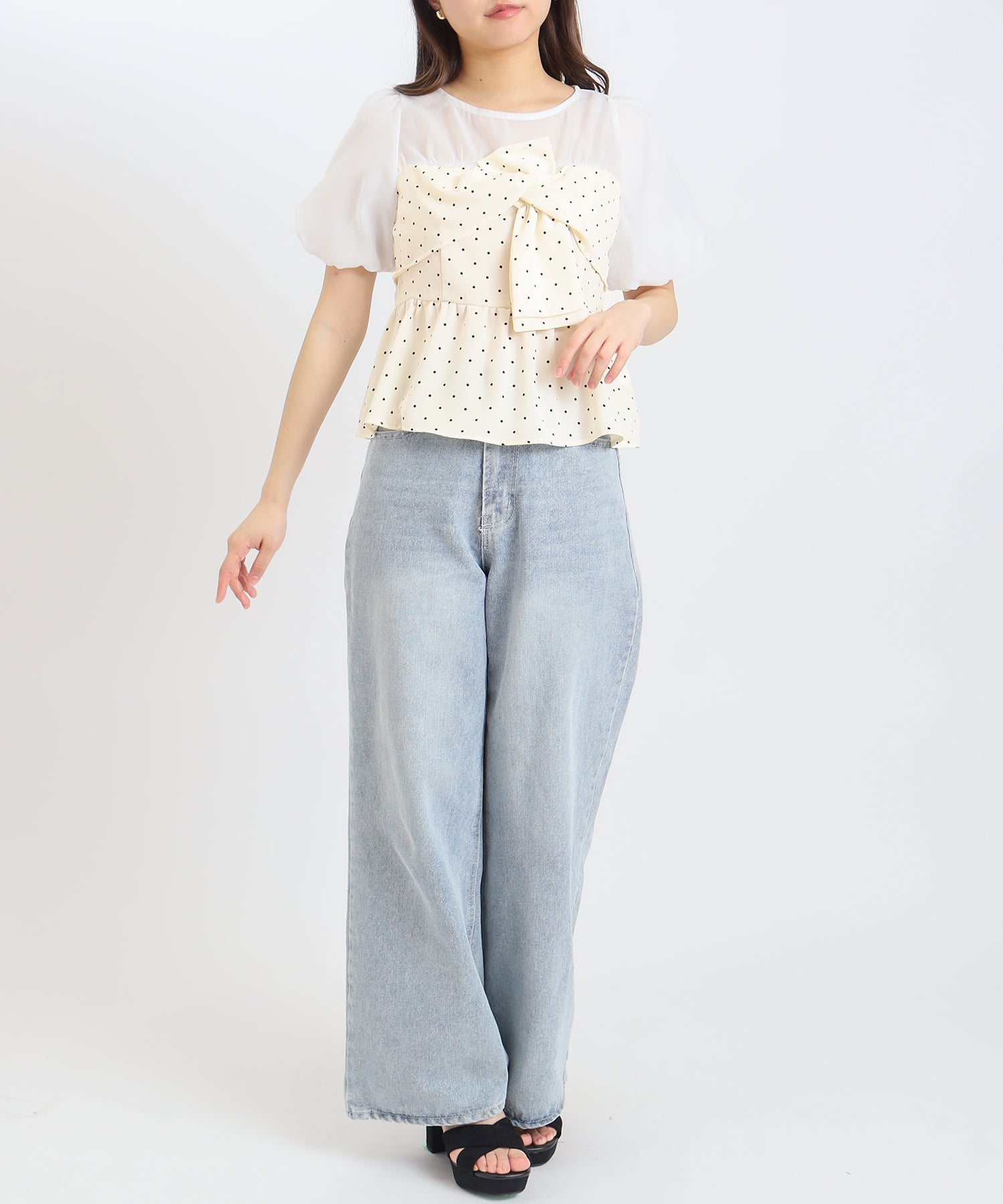 ホワイト　model：156cm　着用サイズ：M