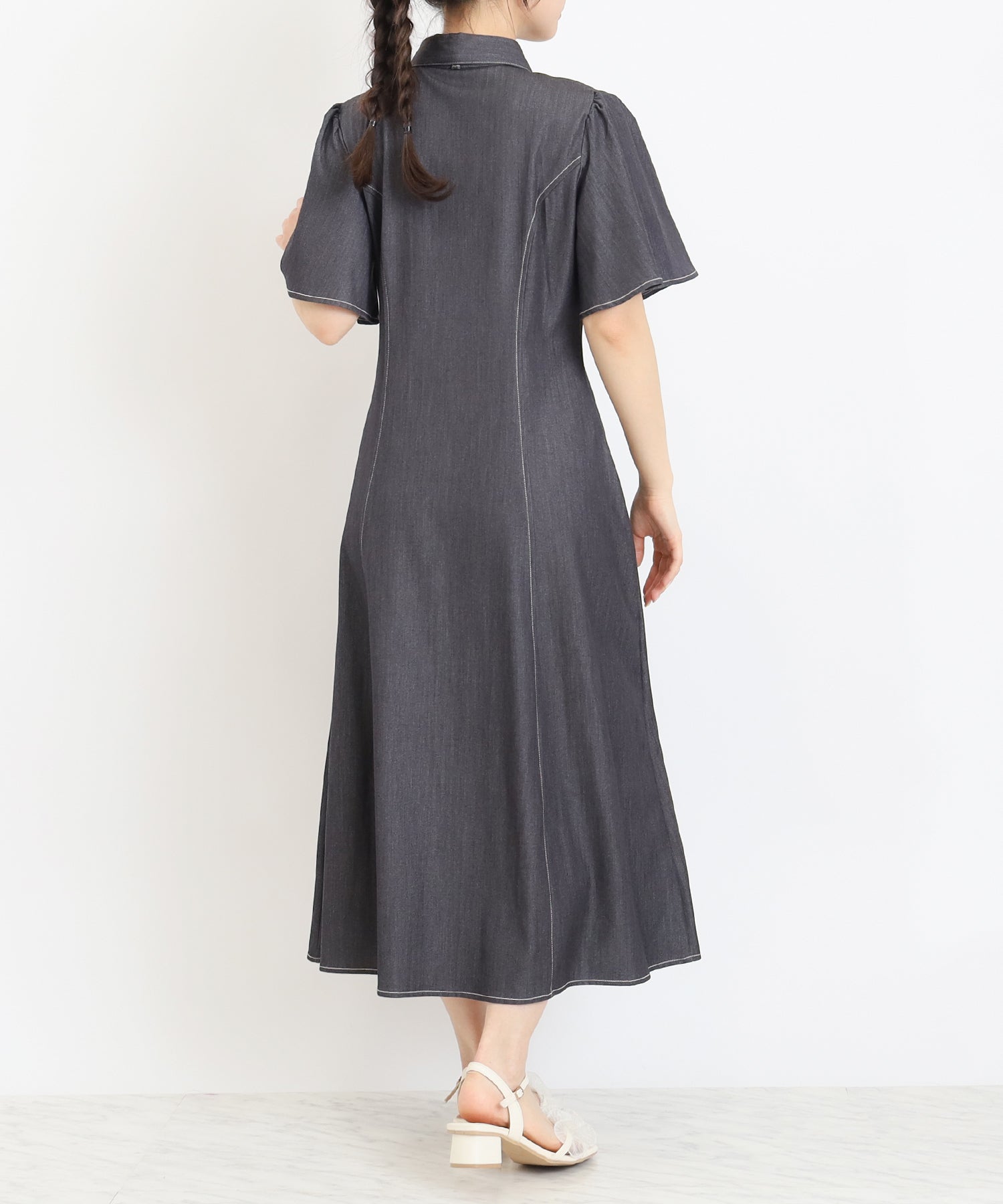 ミディアムグレー　 model：160　着用サイズ：M