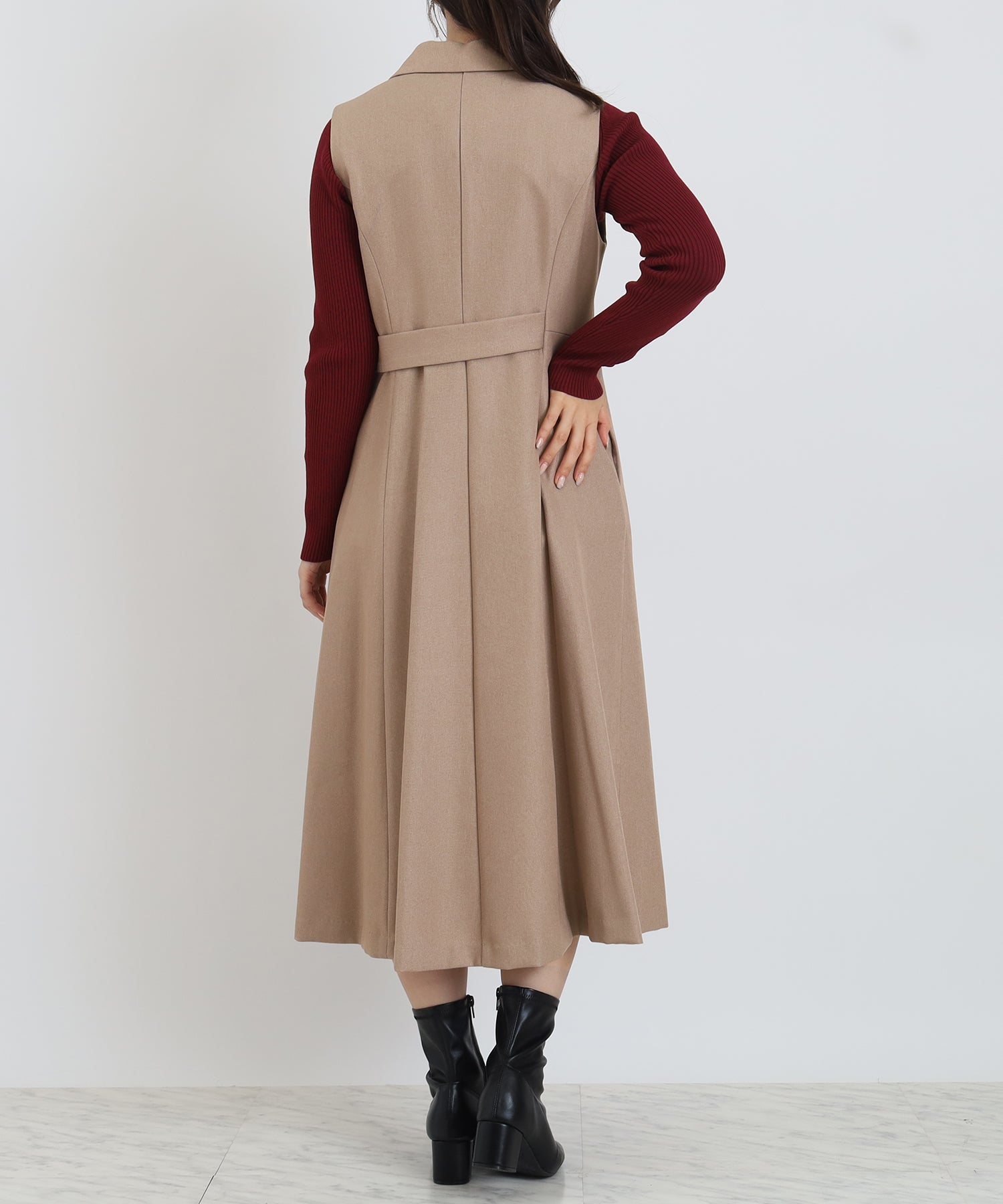 ベージュ　model:160㎝　着用サイズ：M