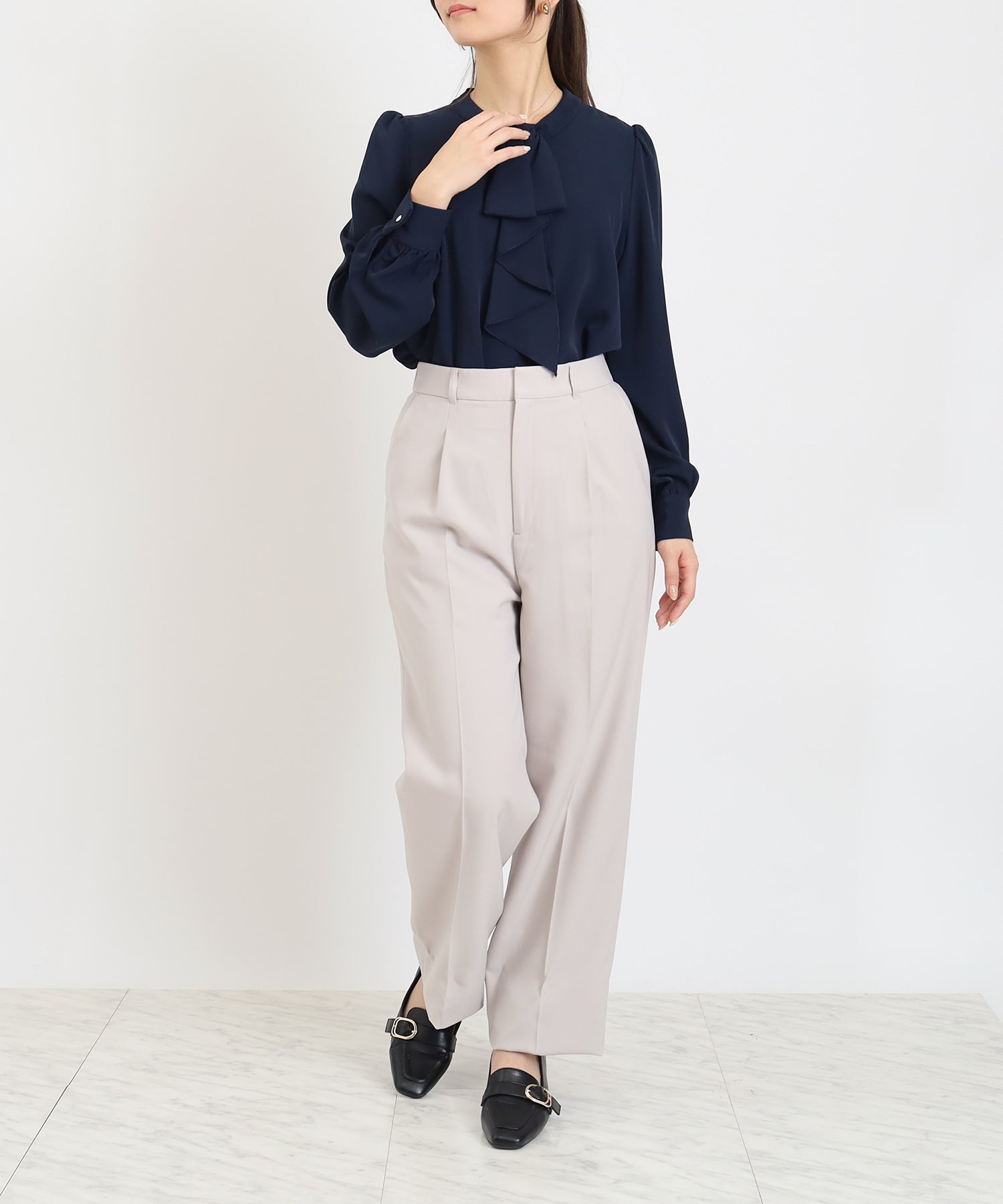 ベージュ　model：160　着用サイズ：M