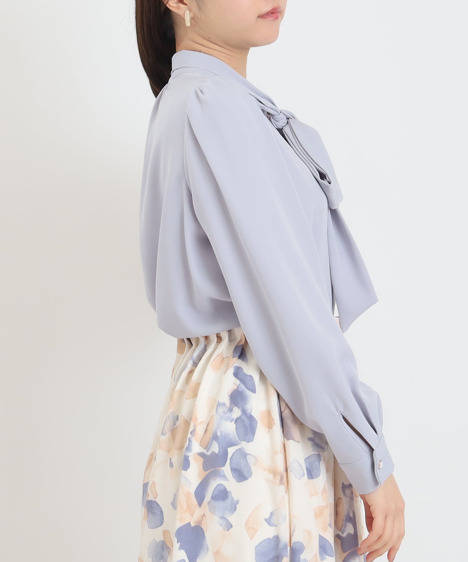 ダスティーブルー　model：156　着用サイズ：M