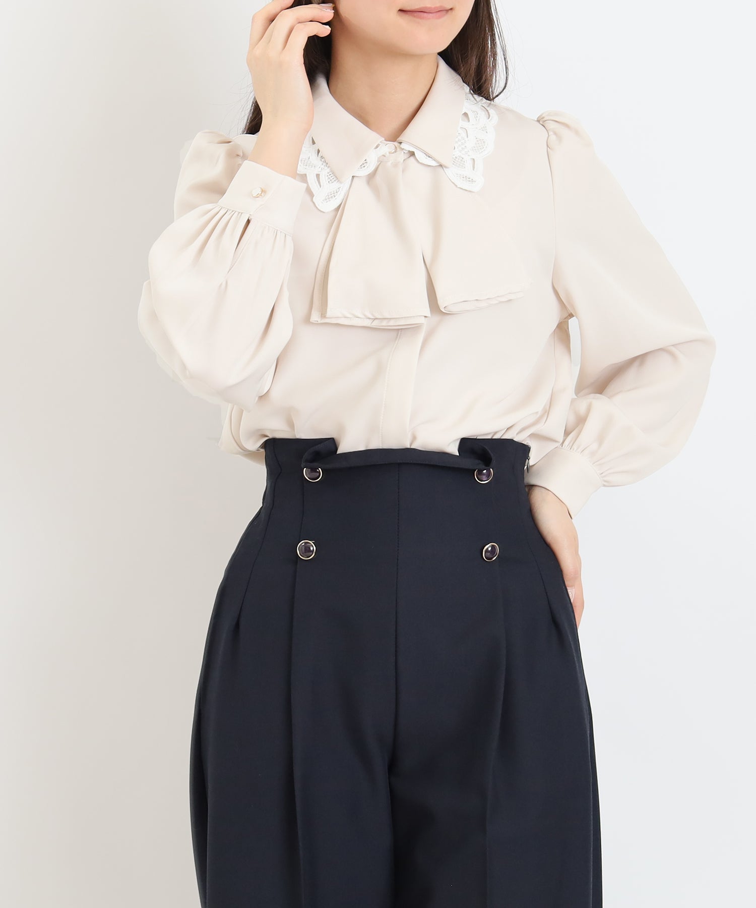ピンクベージュ　model:160cm  着用サイズ：M
