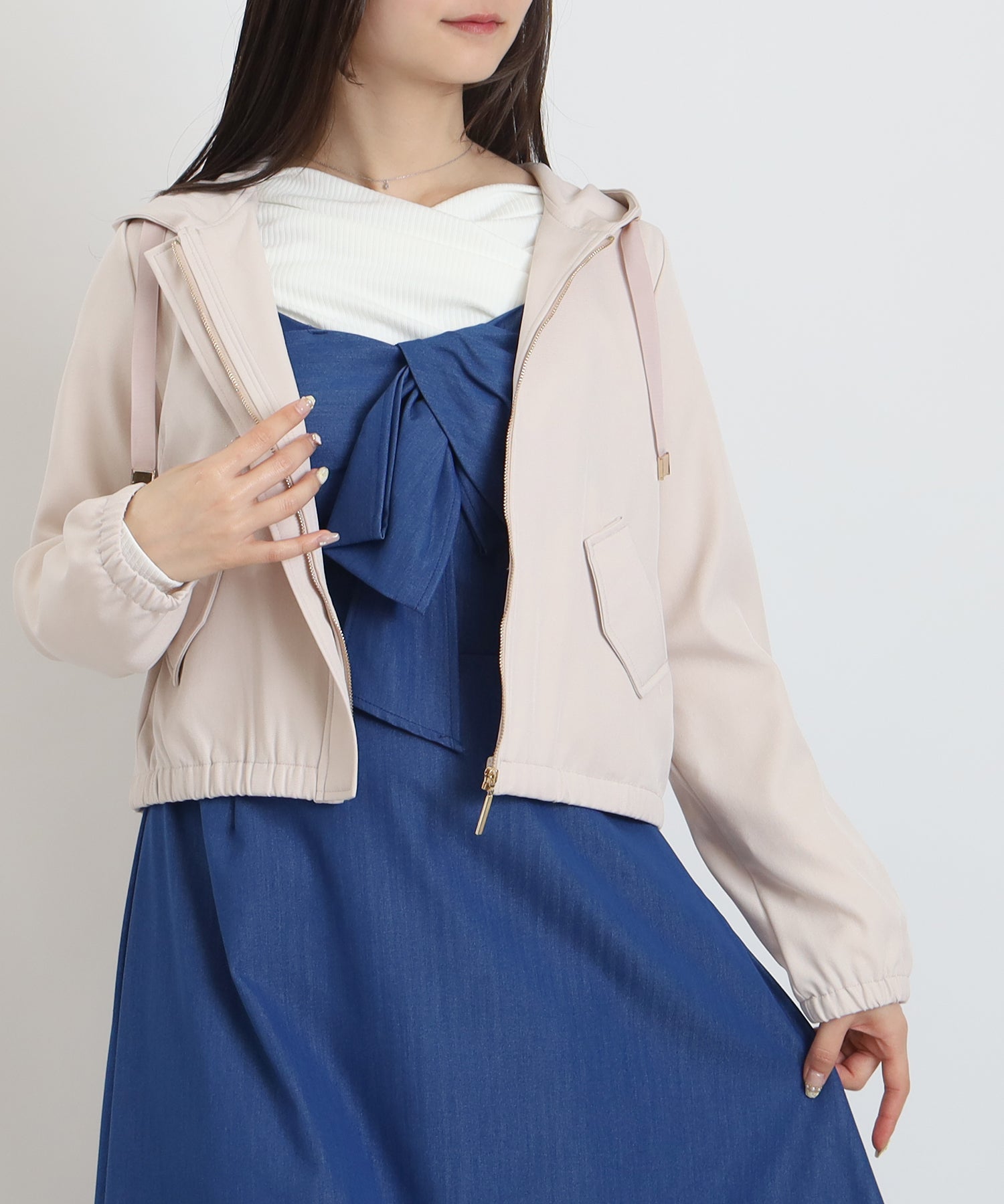 ピンクベージュ　model：160　着用サイズ：M