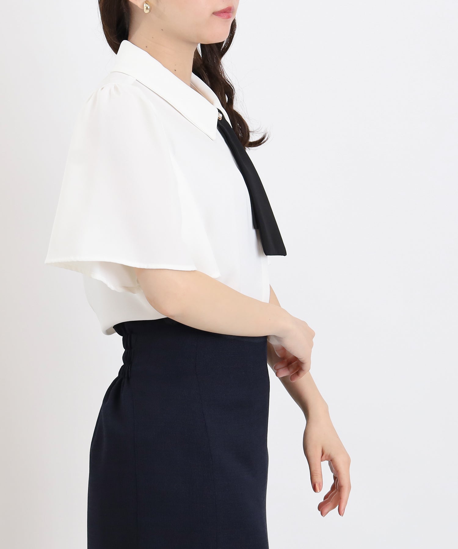 ホワイト　model：156　着用サイズ：S