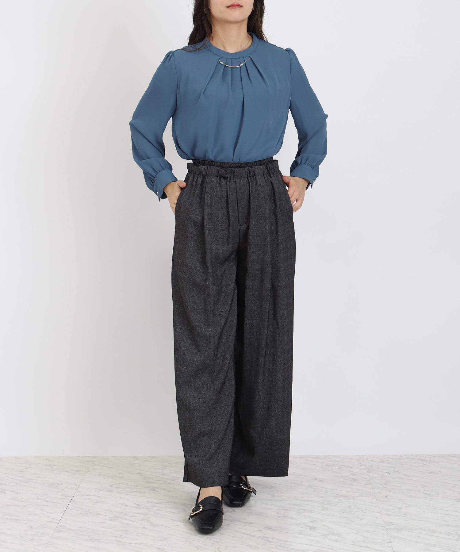 ダスティーブルー　model：160　着用サイズ：M