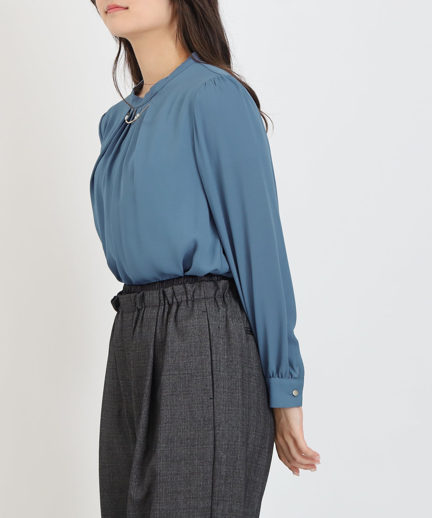 ダスティーブルー　model：160　着用サイズ：M