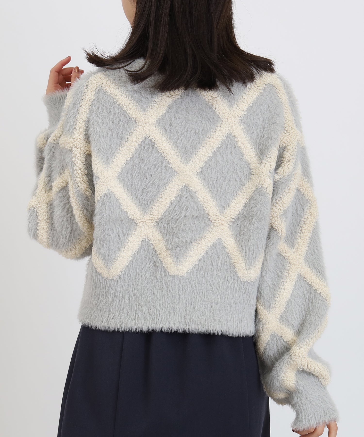 ライトグレー　model；156　着用サイズ：M