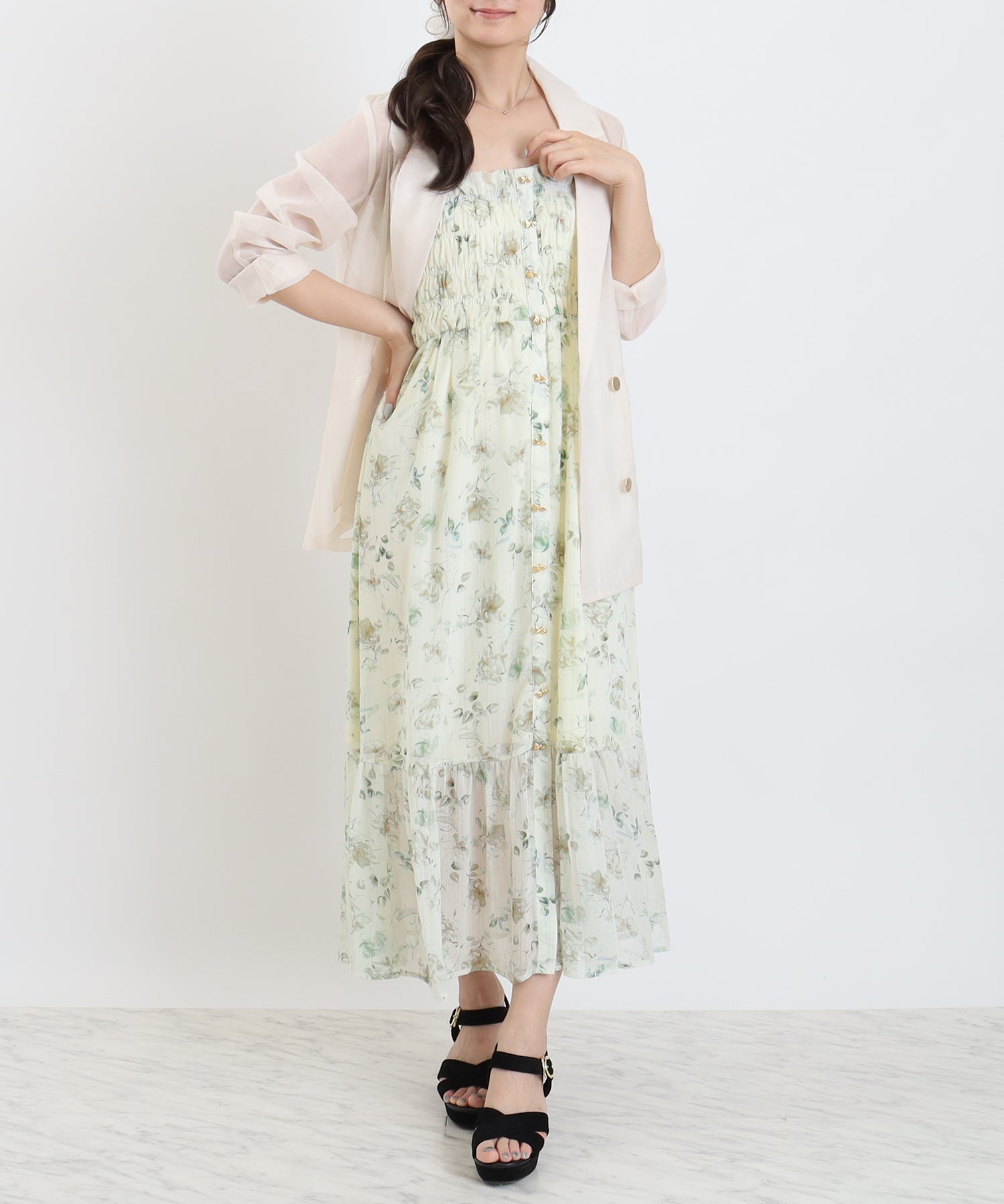 ベージュ　model:160cm   着用サイズ：M