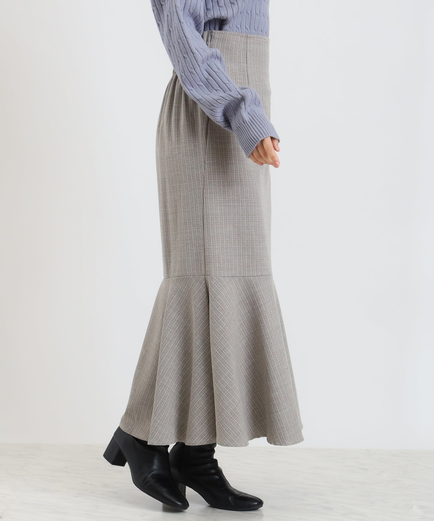 グレージュ　model：156㎝　着用サイズ：M