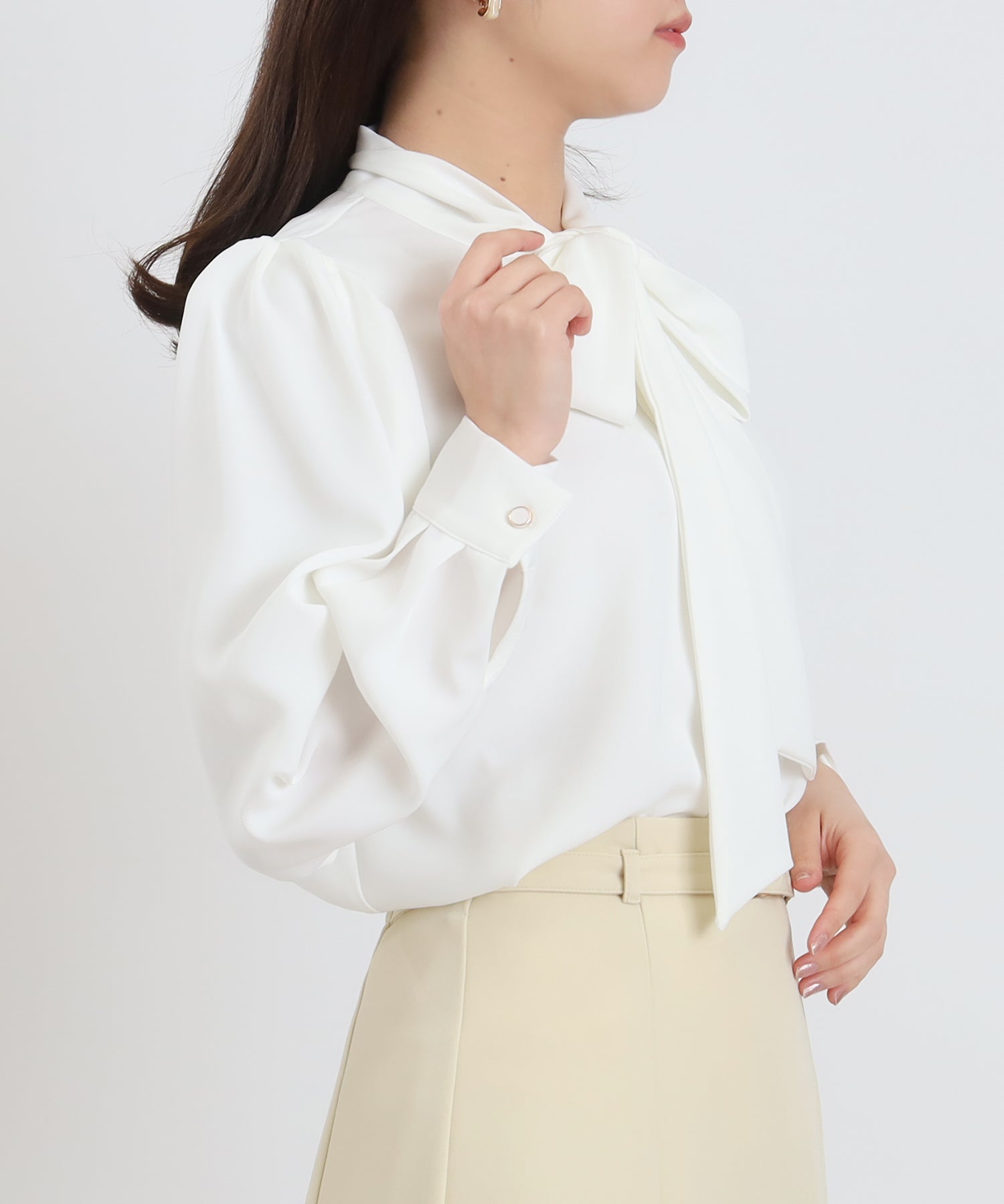 ホワイト　model：156　着用サイズ：M