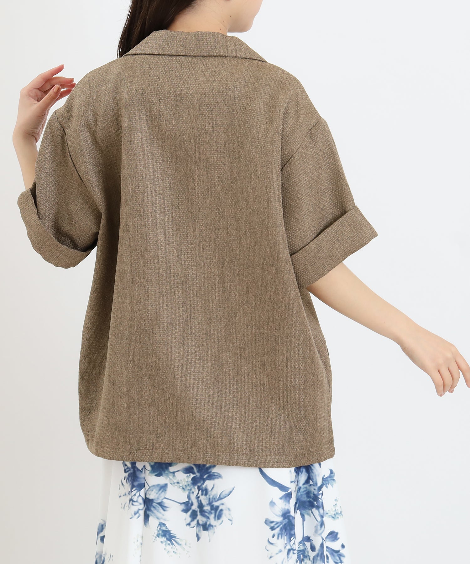 モカ　model：156　着用サイズ：M