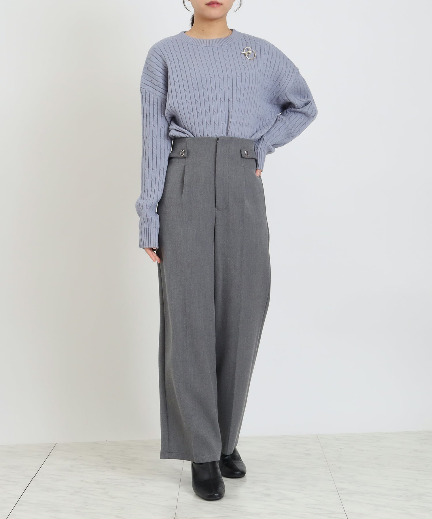 ライトグレー　model：156　着用サイズ：S