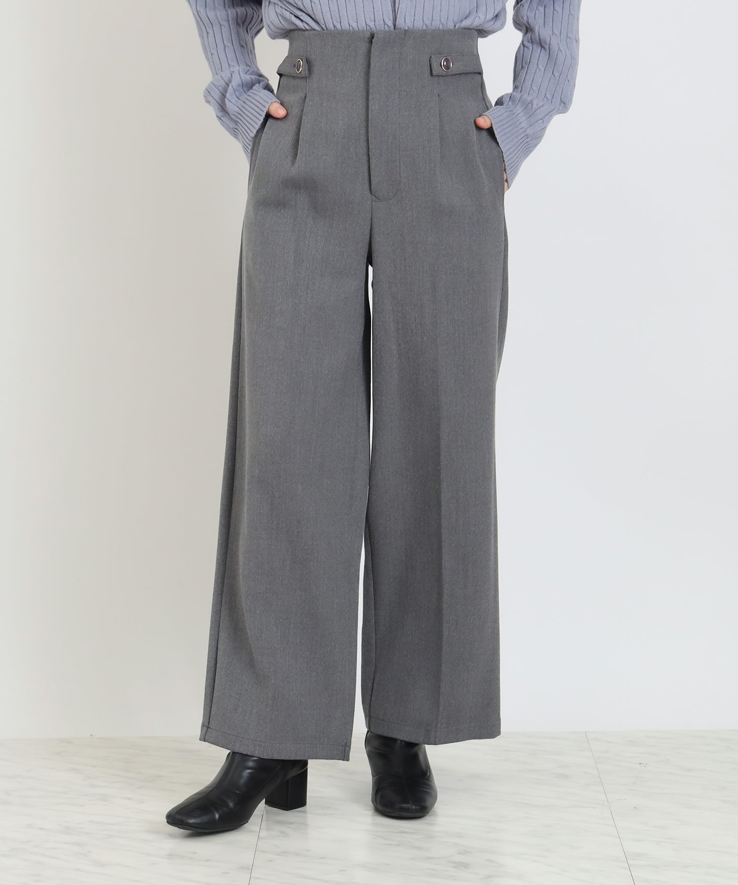 ライトグレー　model：156　着用サイズ：S