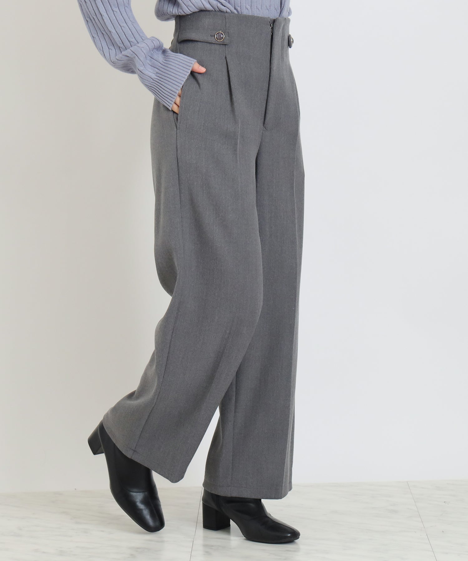 ライトグレー　model：156　着用サイズ：S