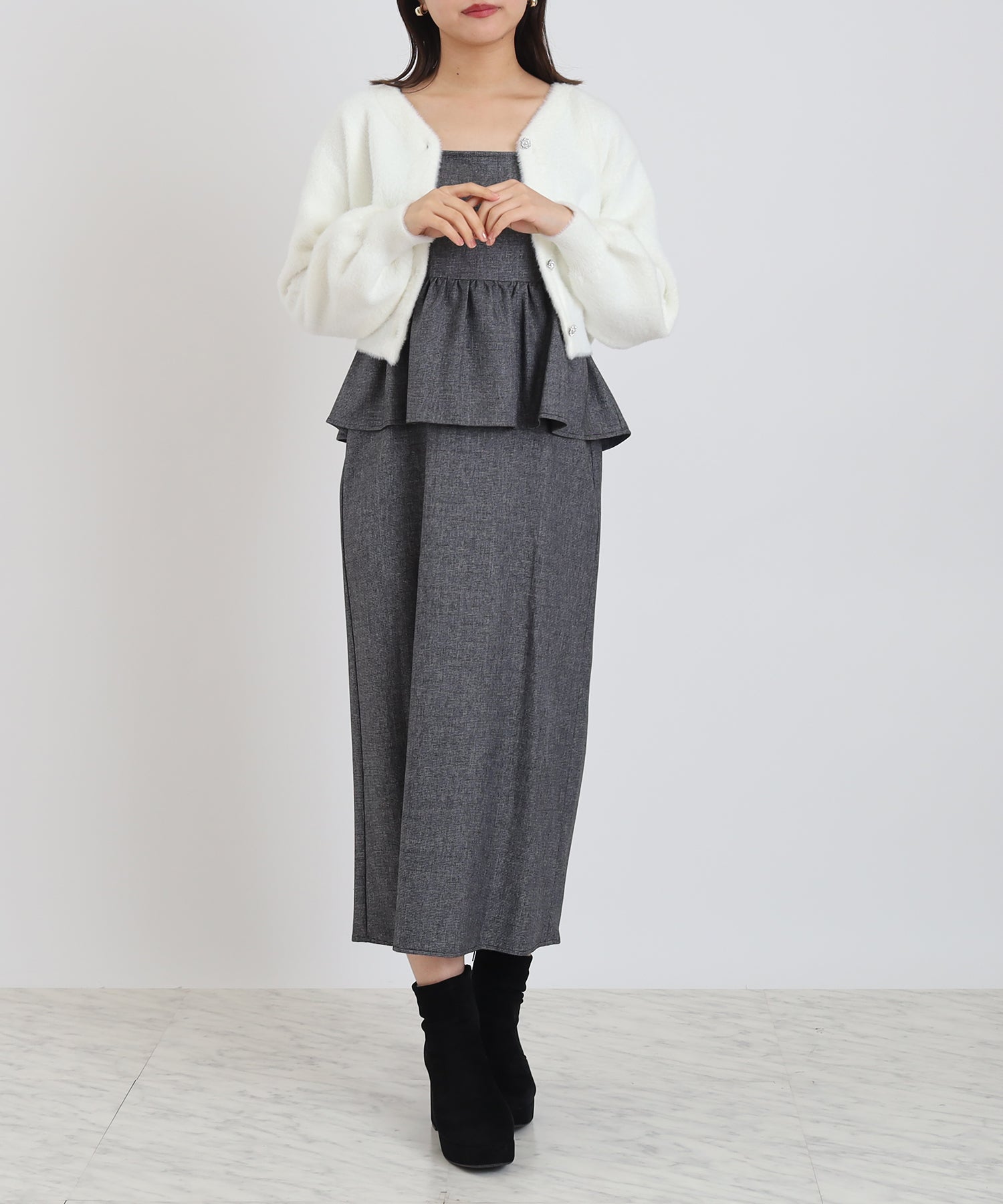 ホワイト　model:156cm  着用サイズ：M