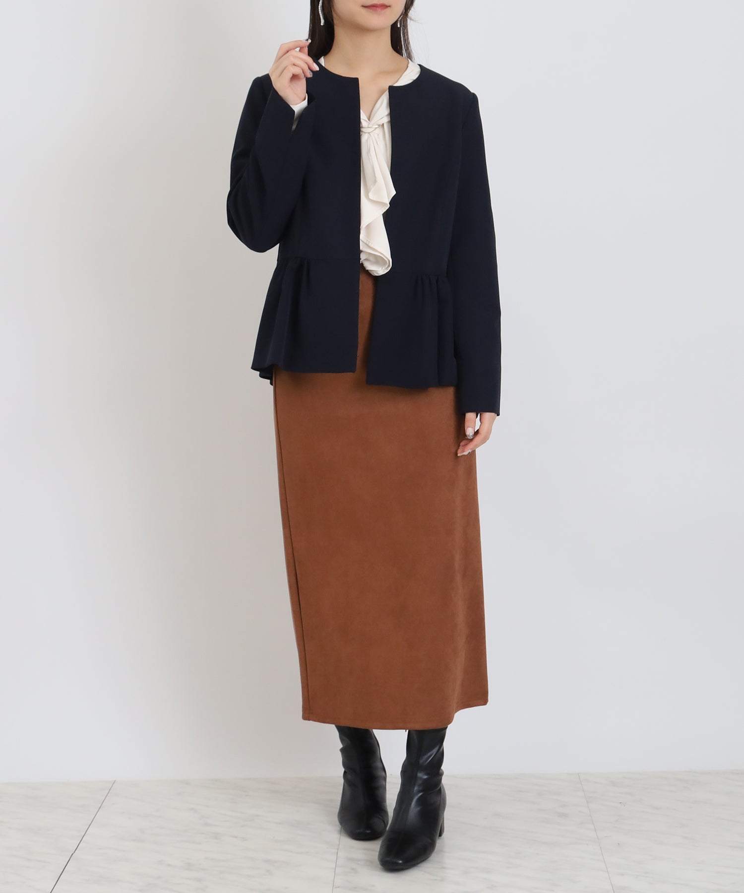 ネイビー　model：160　着用サイズ：M