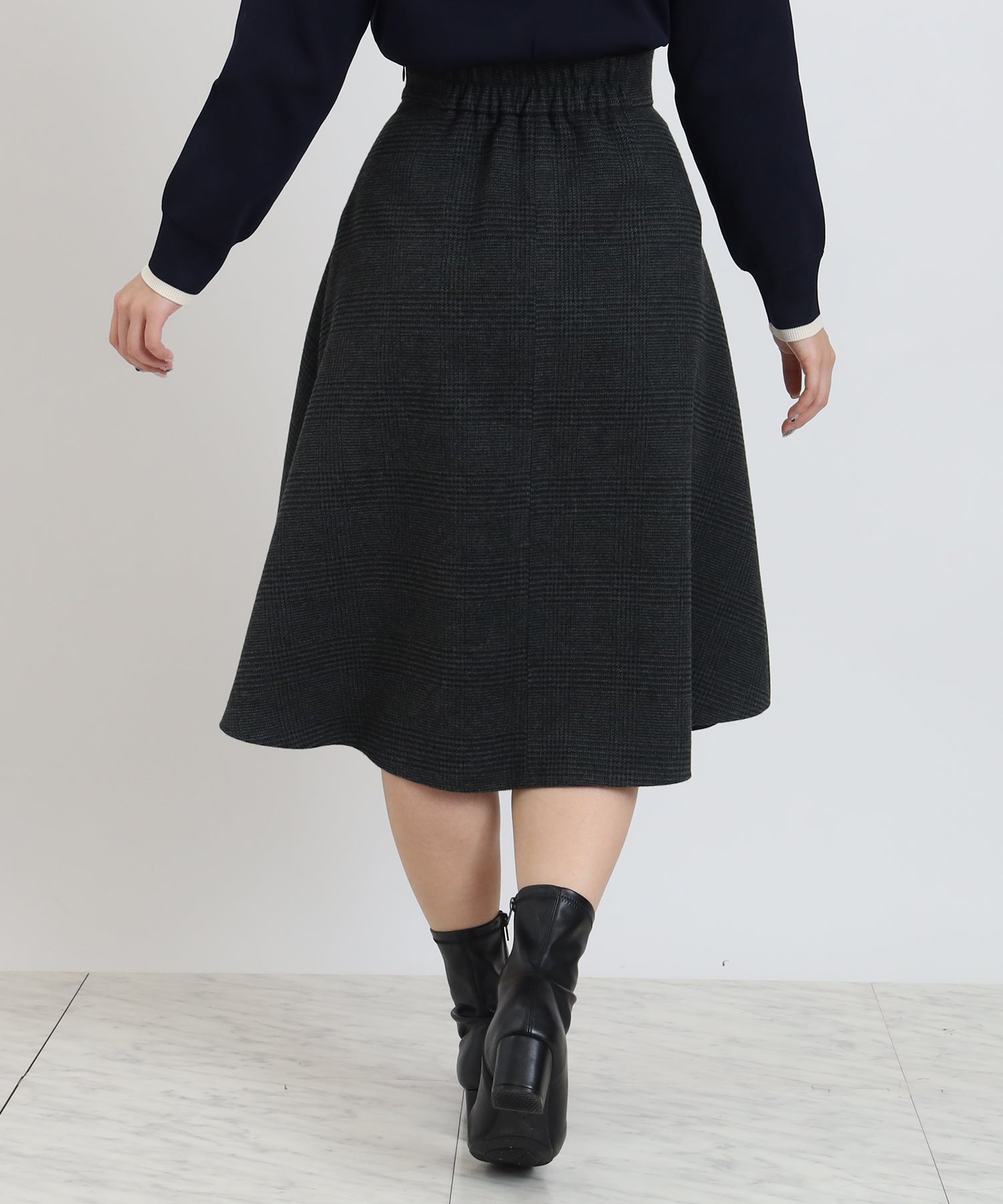 チャコール　model:160cm  着用サイズ：S