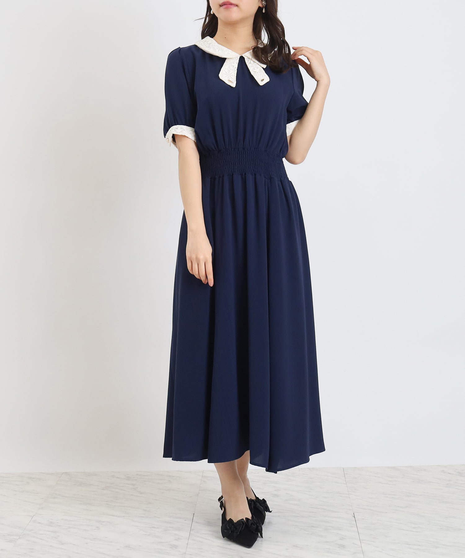 オンラインショップ先行入荷)レースリボン風襟ワンピース