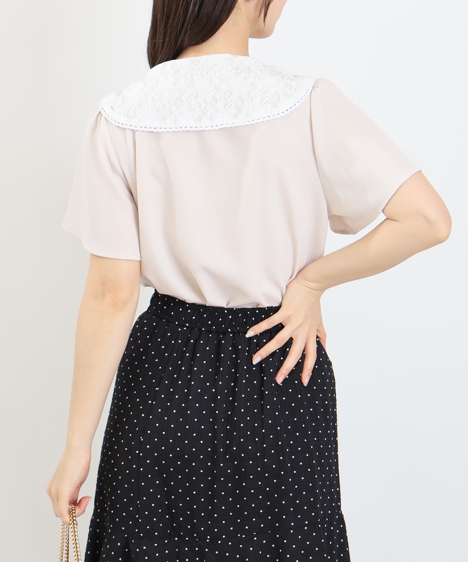 ピンクベージュ　model:160cm  着用サイズ：M