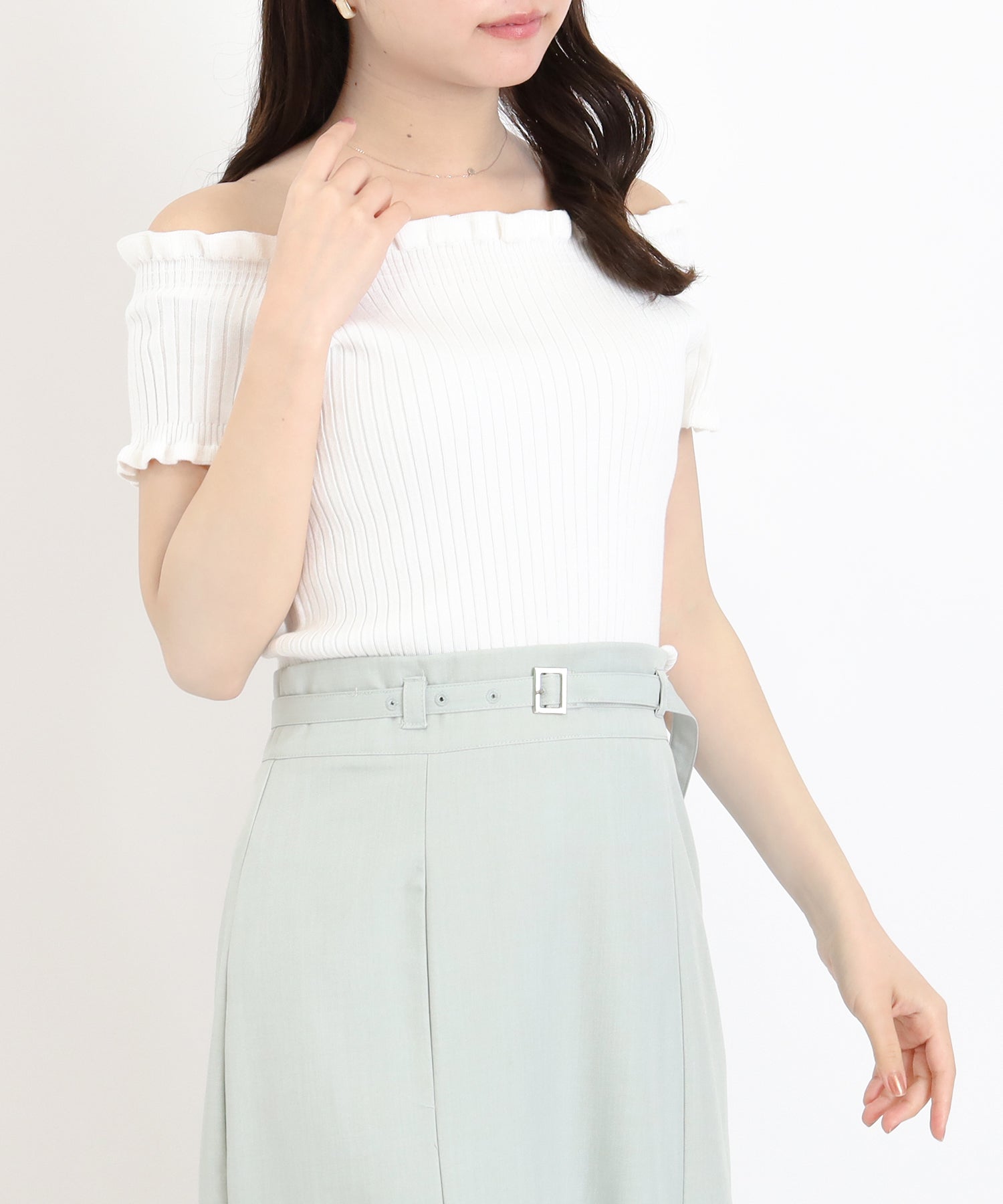 ホワイト　model：156　着用サイズ：M