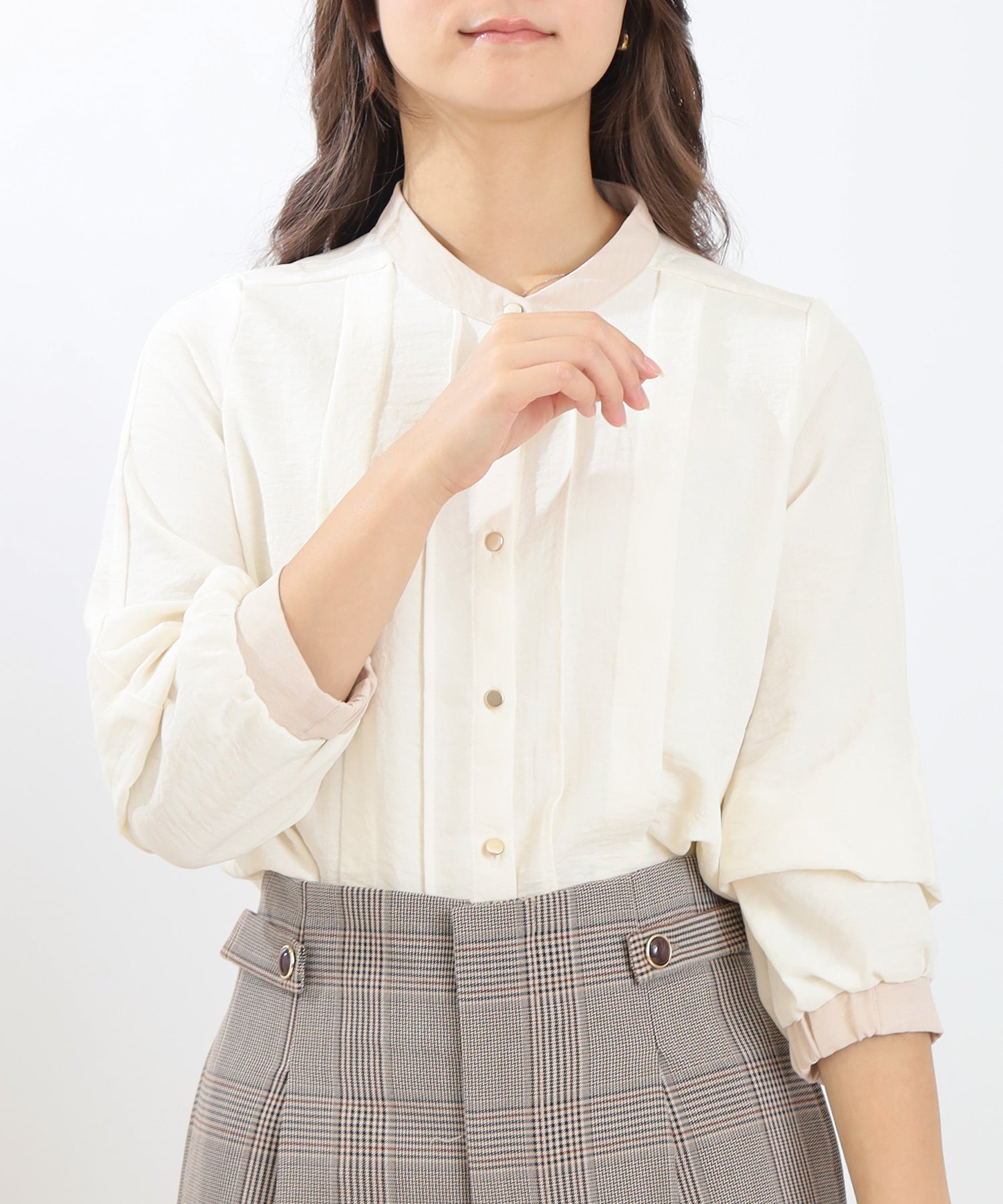 ホワイト　model：160　着用サイズ：Ｍ