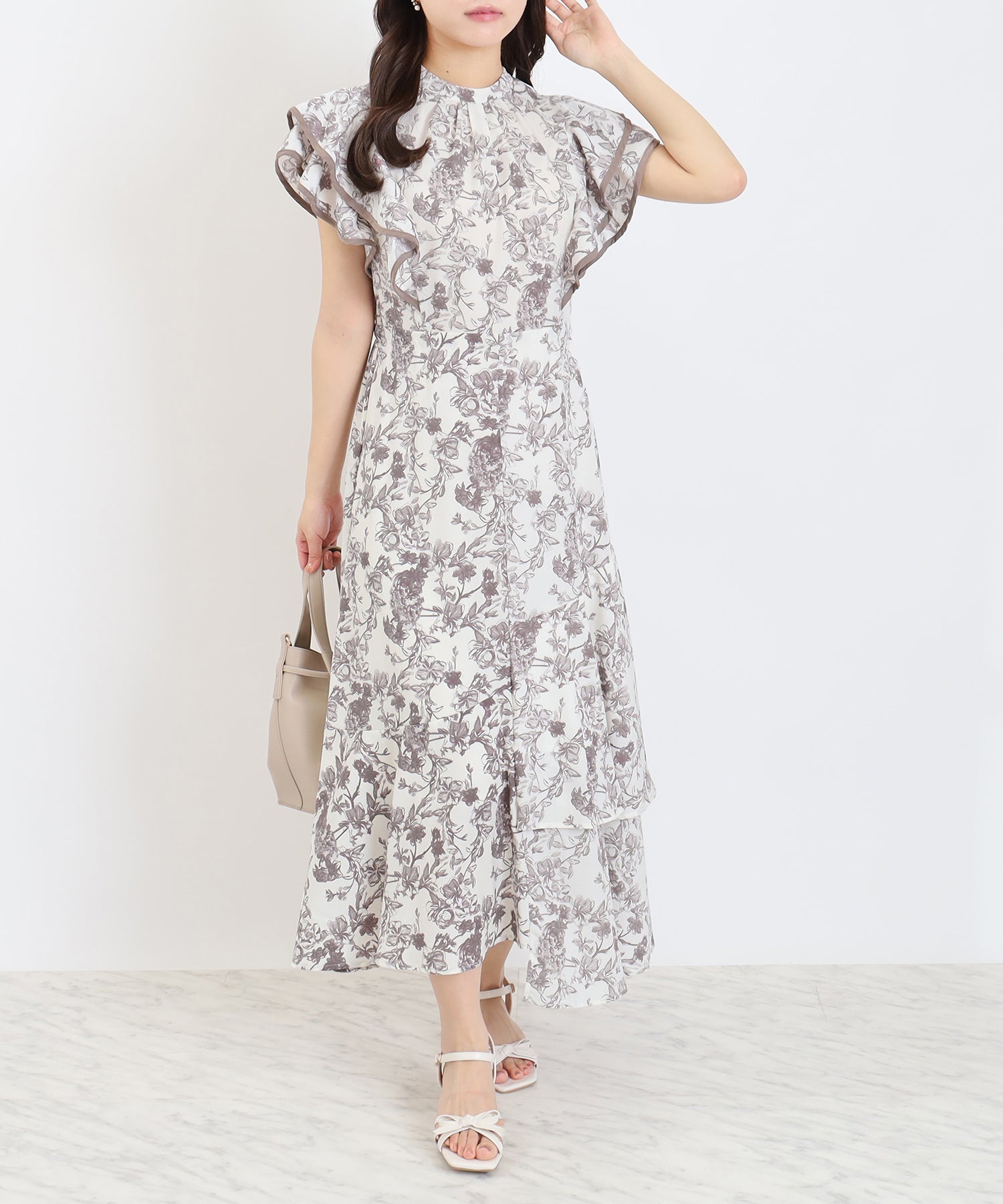NEW】花柄ラッフルワンピース