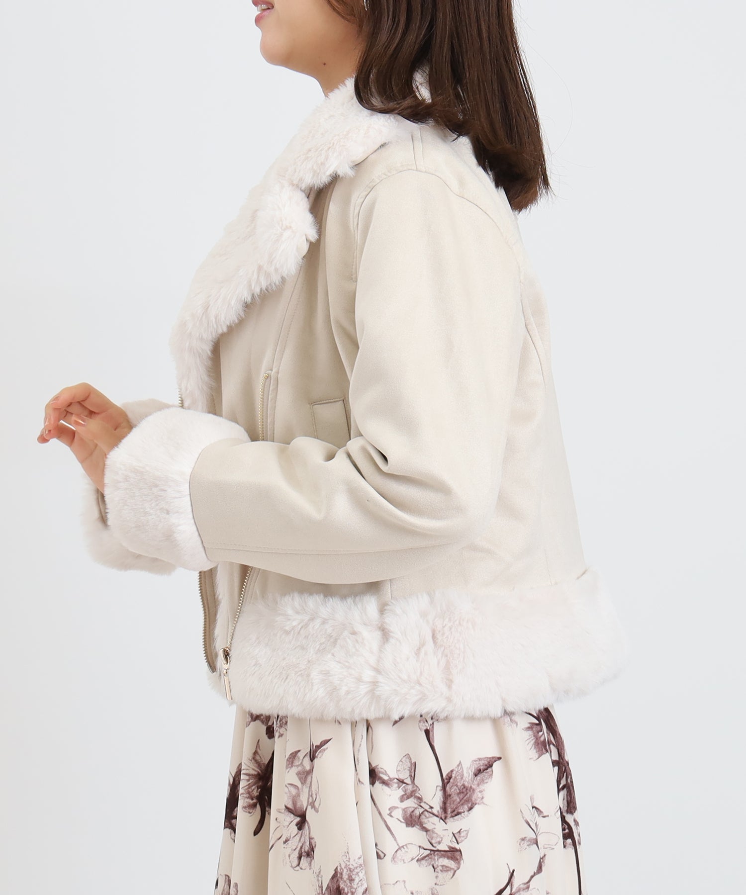 アイボリー　model:156cm 　着用サイズ：M