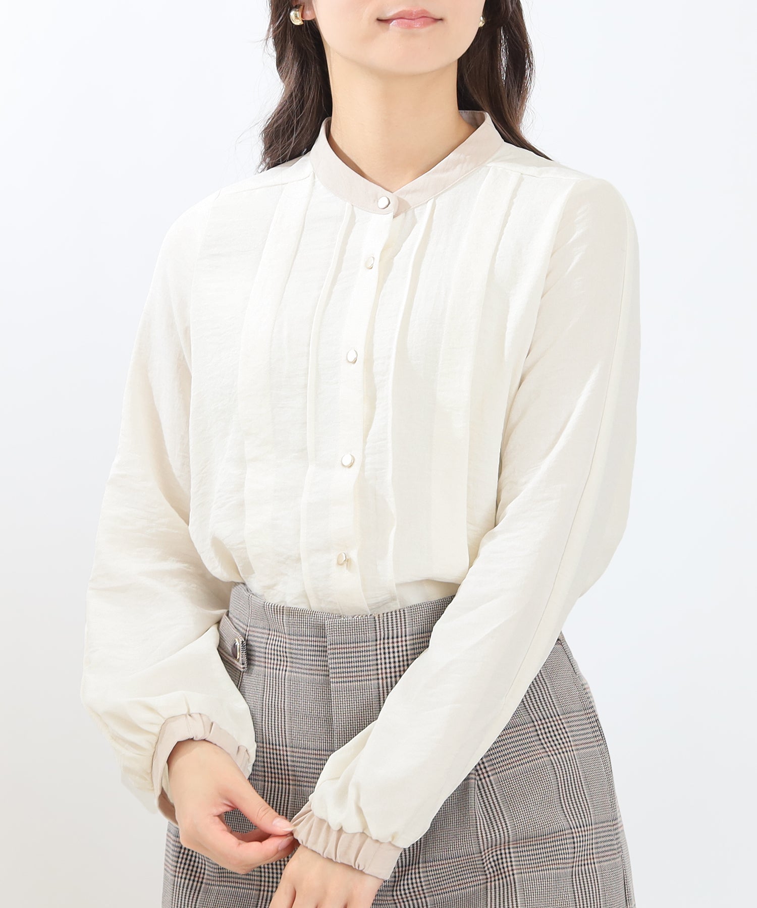 ホワイト　model：160　着用サイズ：Ｍ