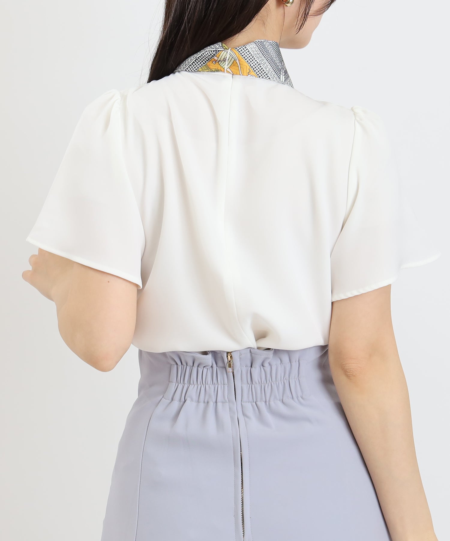 ホワイト　model:160cm  着用サイズ：M