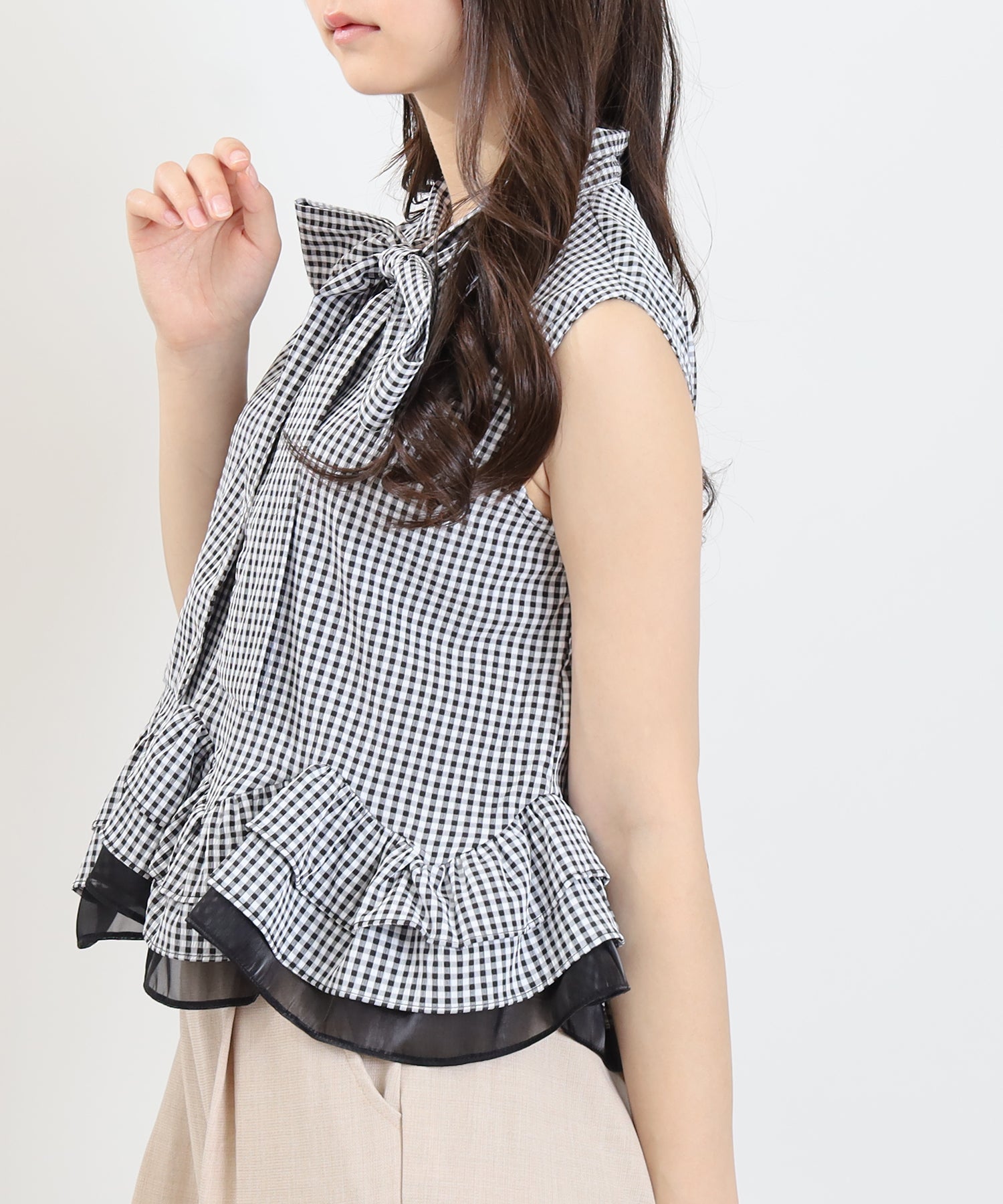 ブラック(ギンガムチェック)　model:160　着用サイズ：M