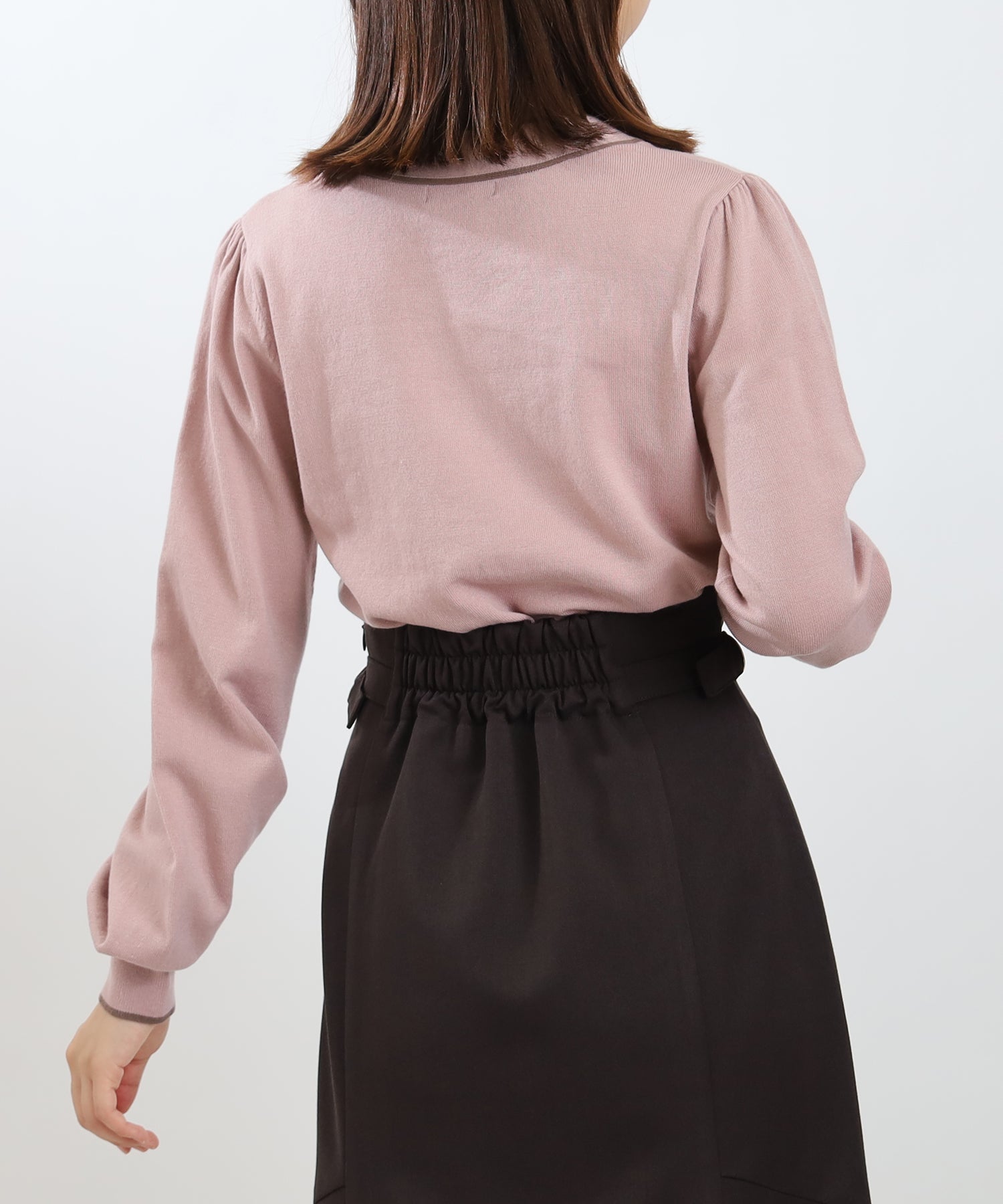 ピンクベージュ　model：156　着用サイズ：M