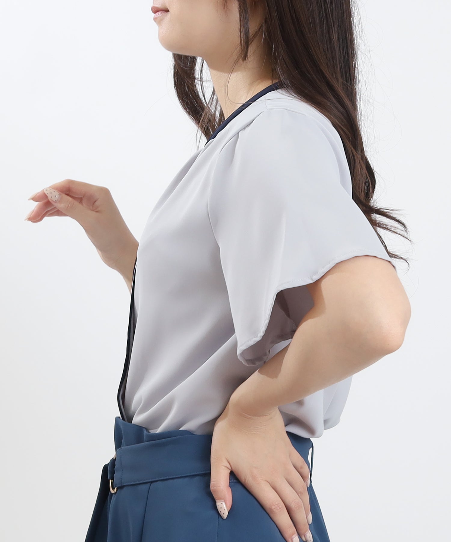 ライトグレー　model：160cm　着用サイズ：M