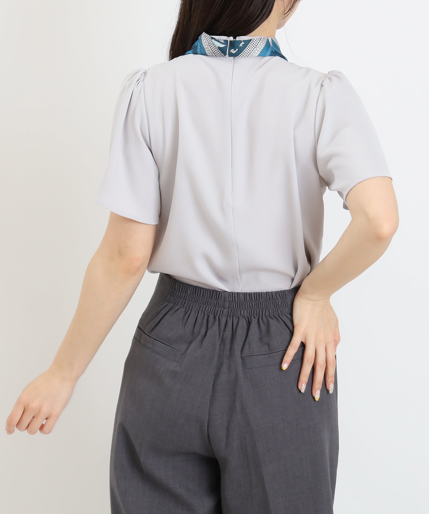 ライトグレー　model:160cm  着用サイズ：M