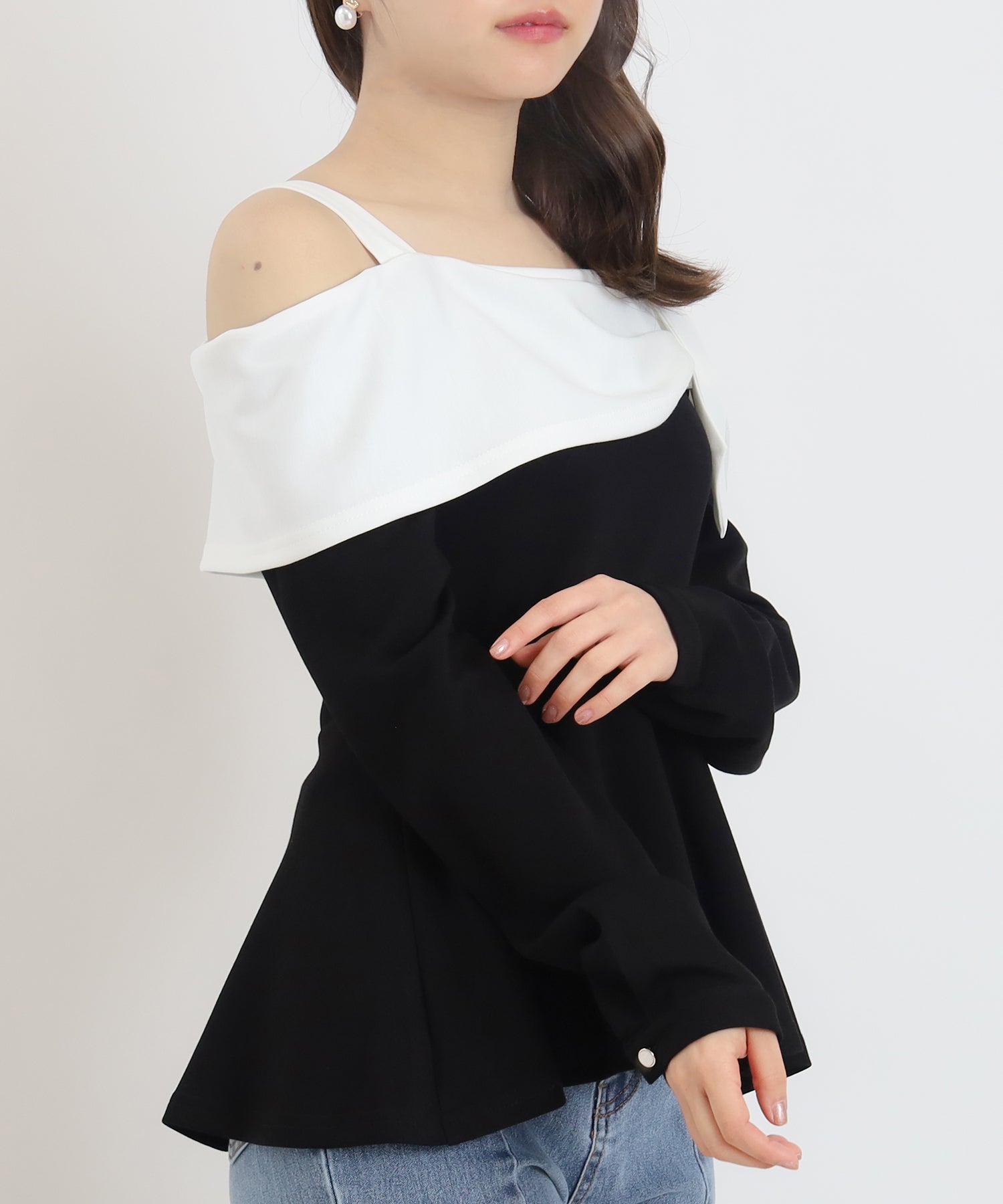 スフレオフショルプルオーバー