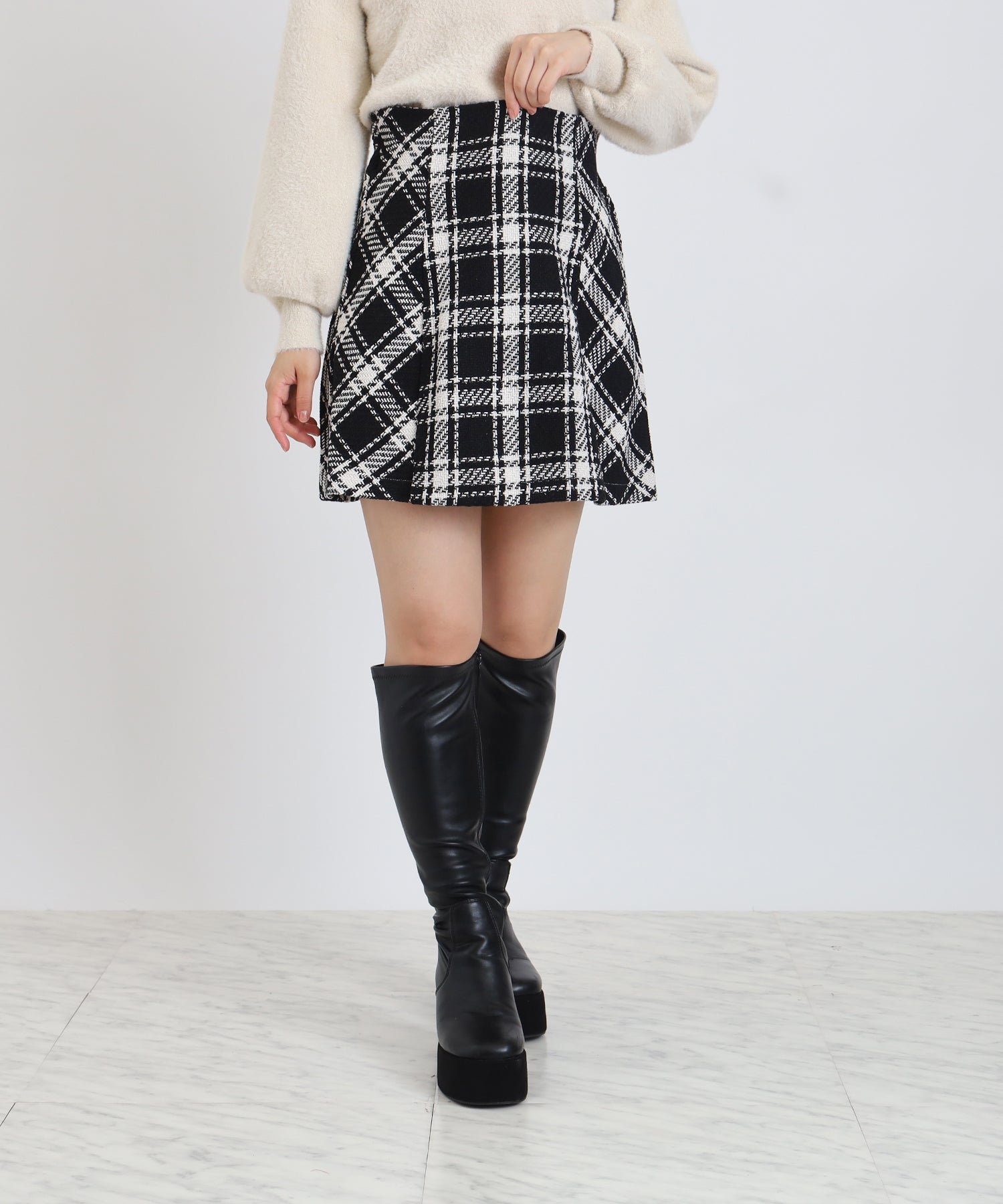 ブラック　model：156　着用サイズ：M