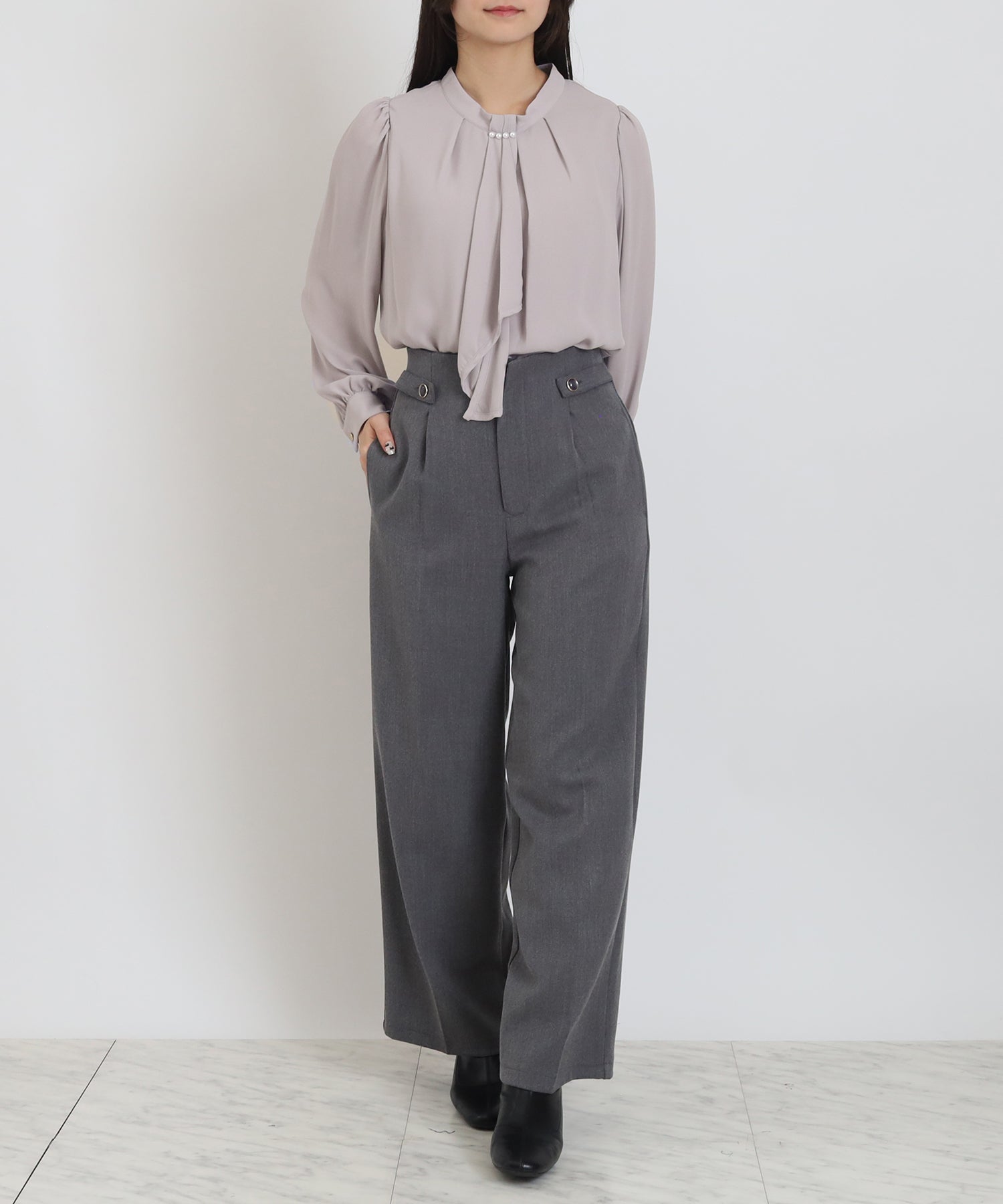 ライトグレー　model:160cm  着用サイズ：M