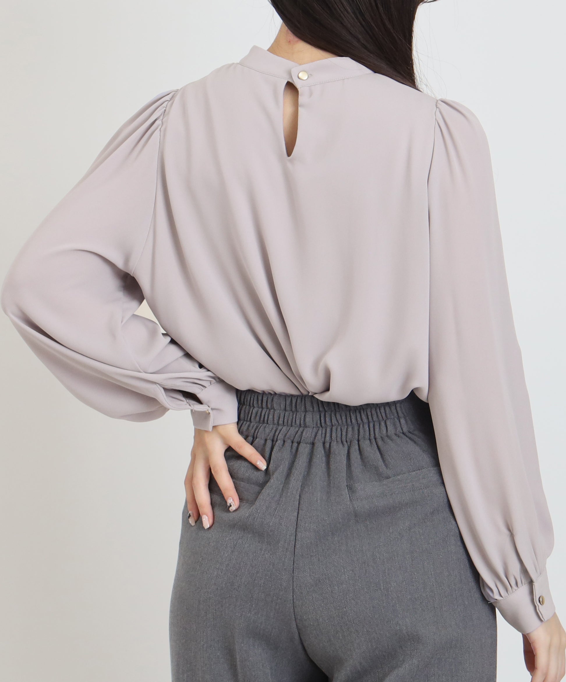 ライトグレー　model:160cm  着用サイズ：M