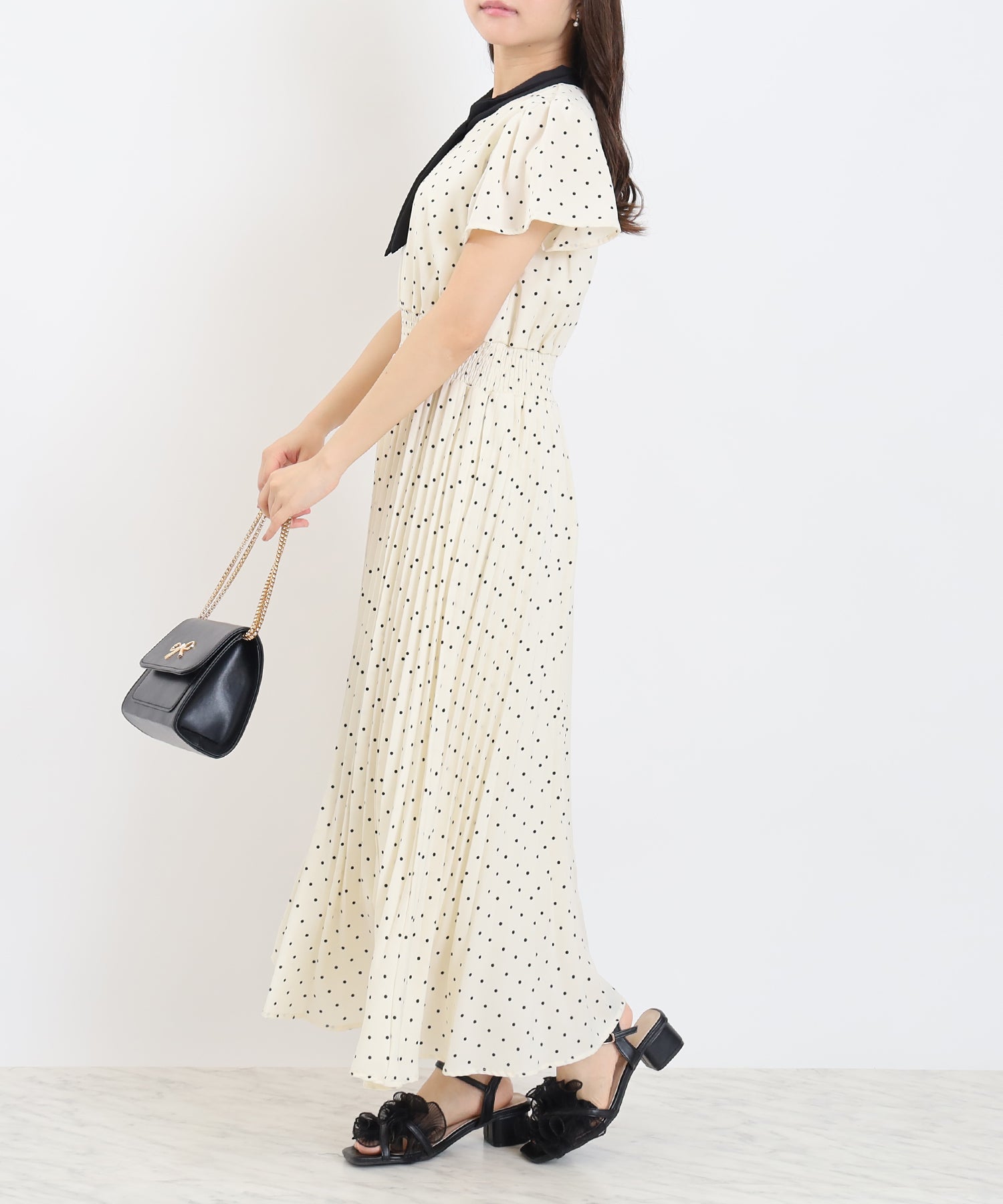 ホワイト　model:156cm  着用サイズ：M