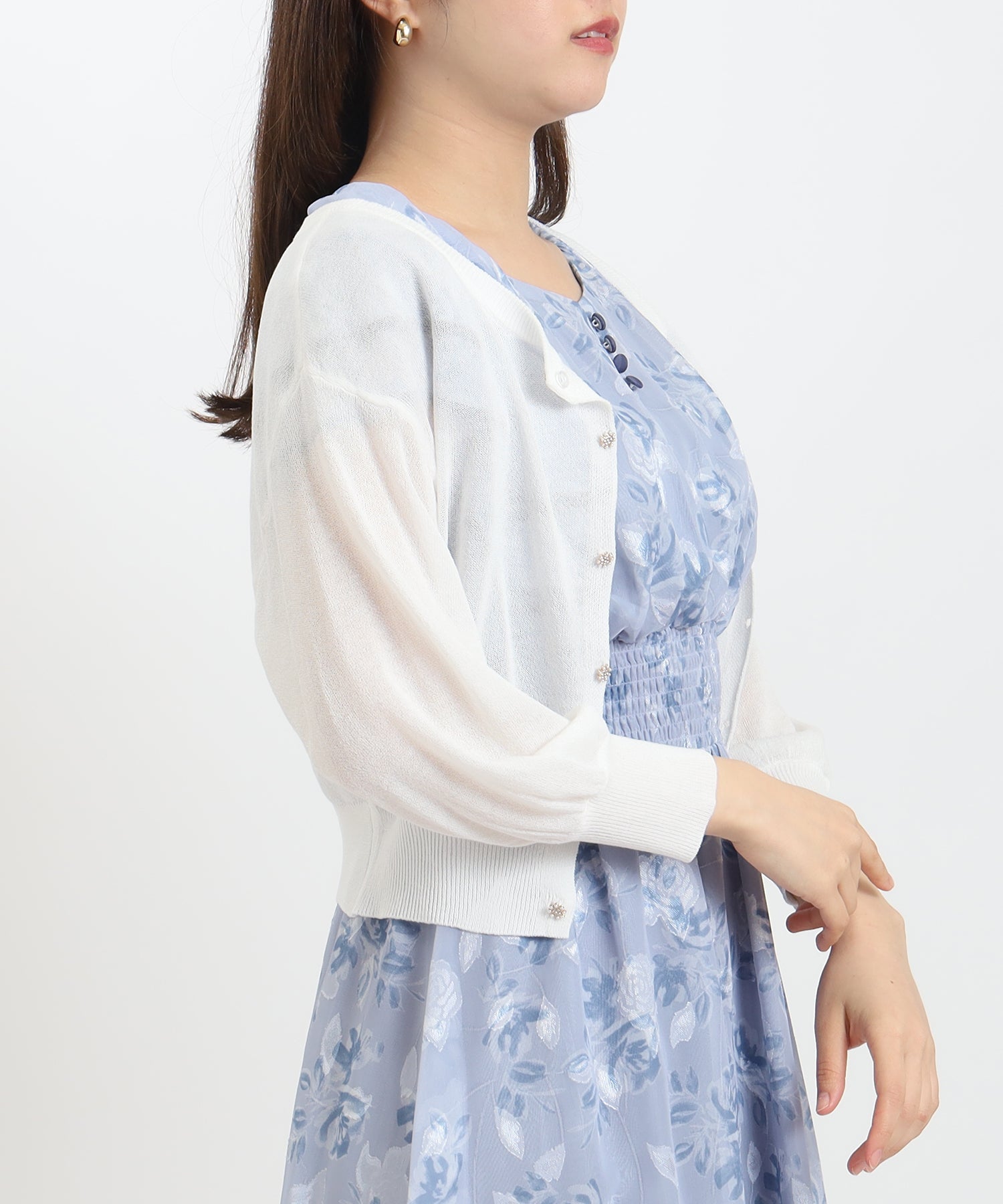 ホワイト　model：156　着用サイズ：M