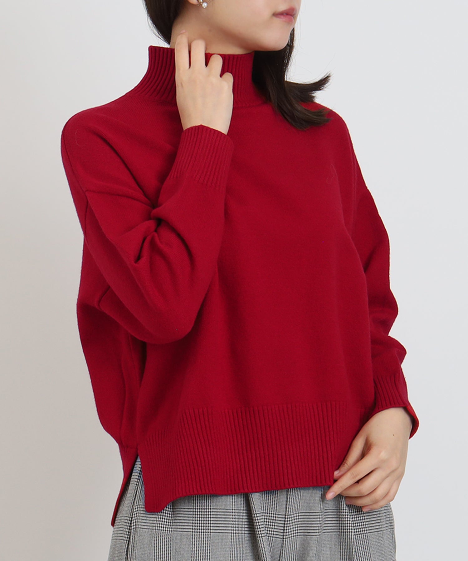 レッド　model：156　着用サイズ：M