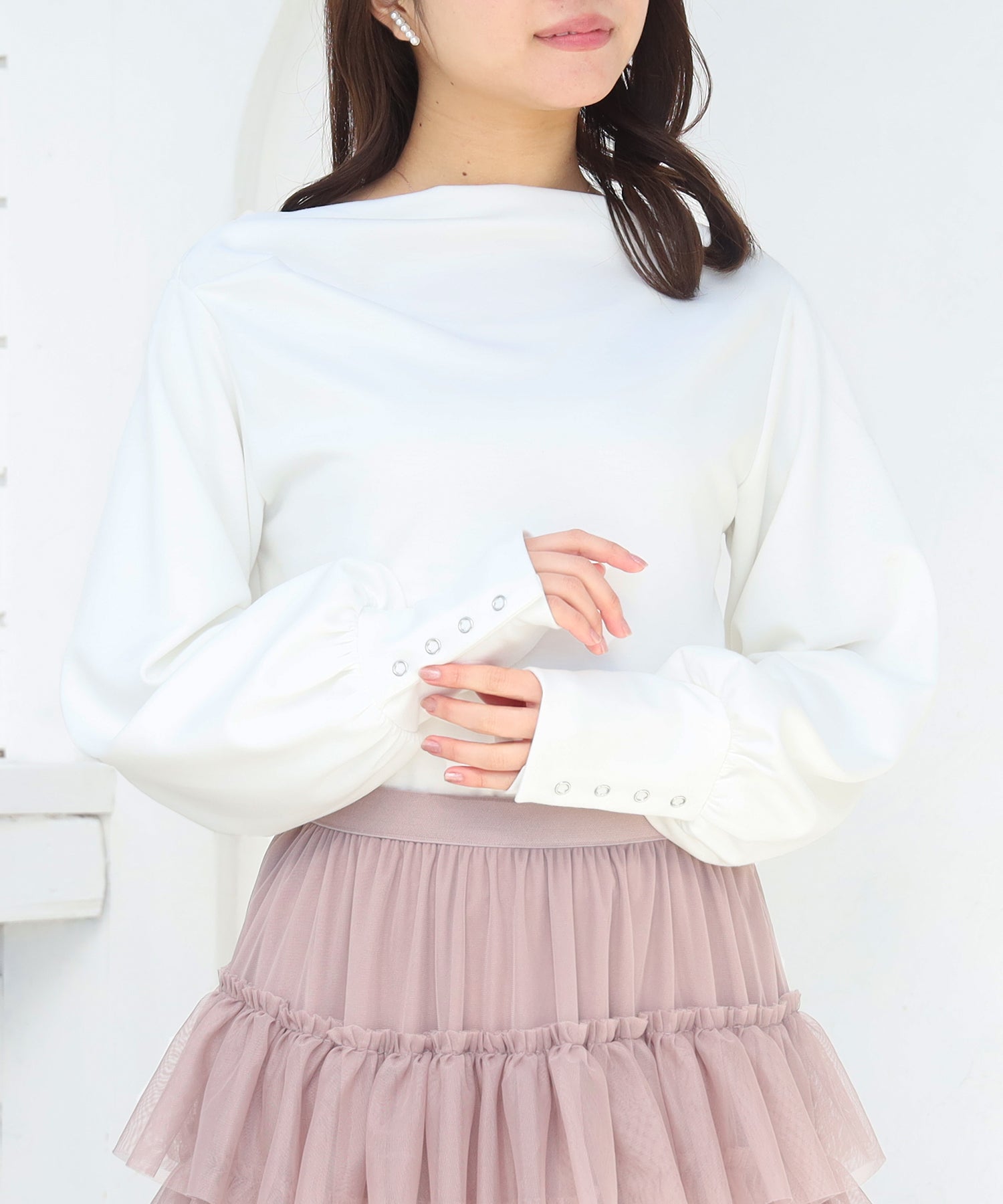 ホワイト　model：160　着用サイズ：M