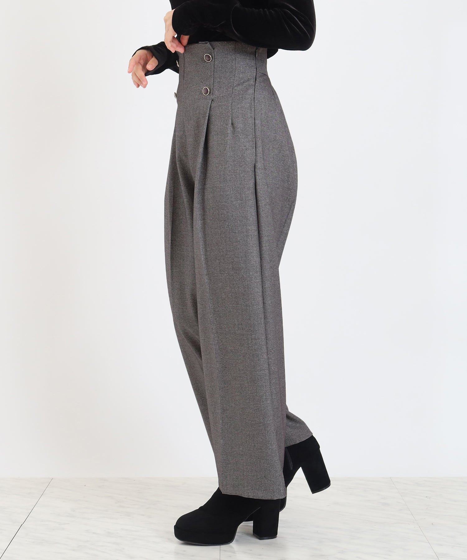 ライトグレー(千鳥格子柄)　model:156cm  着用サイズ：S