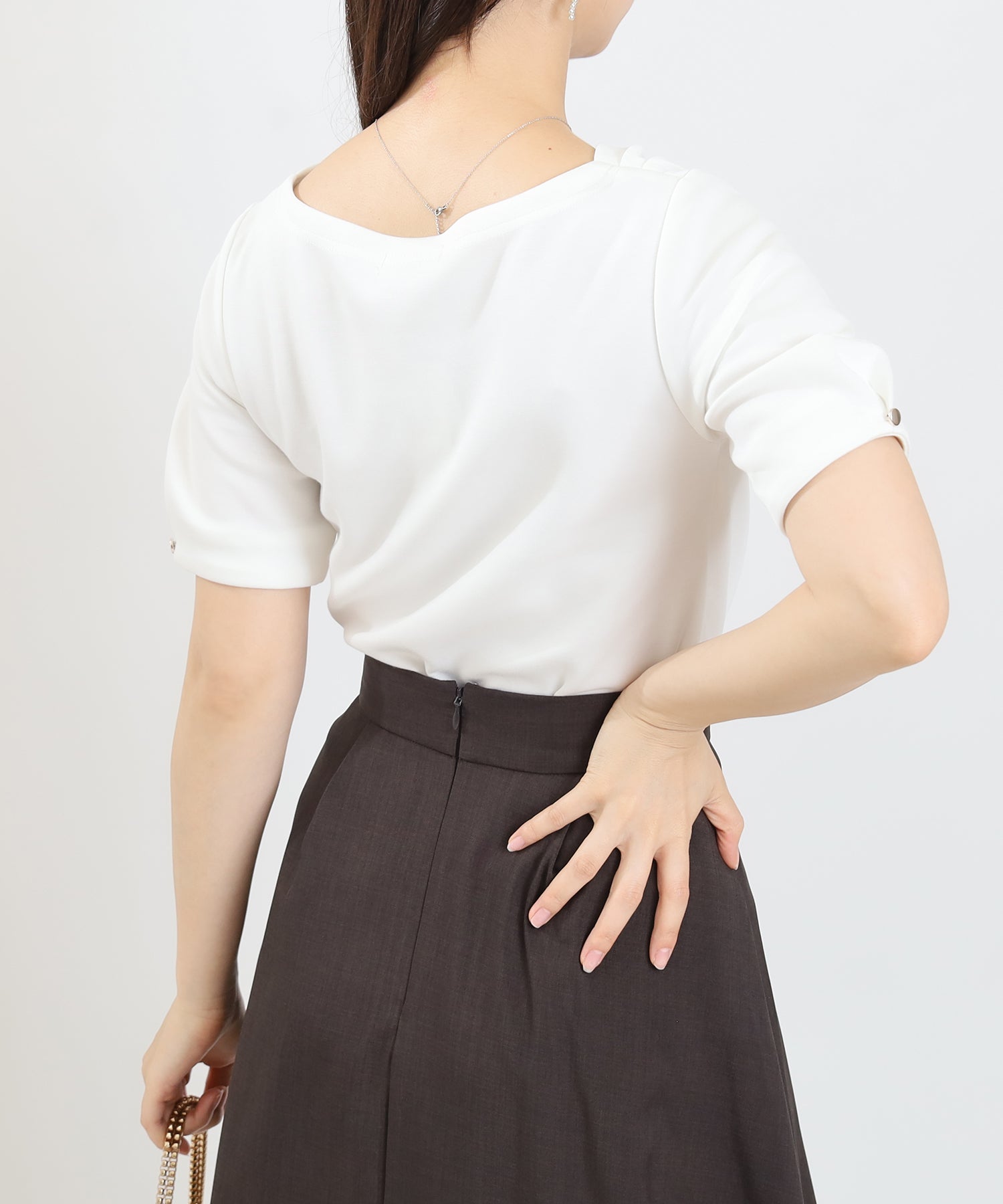 ホワイト　model：160　着用サイズ：M