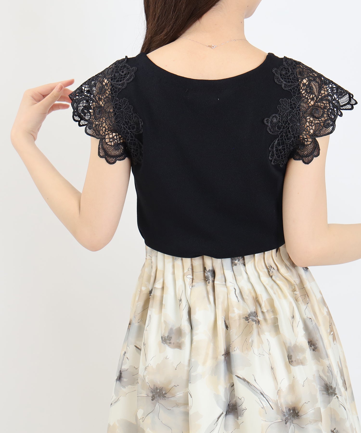 ブラック　model：156　着用サイズ：M