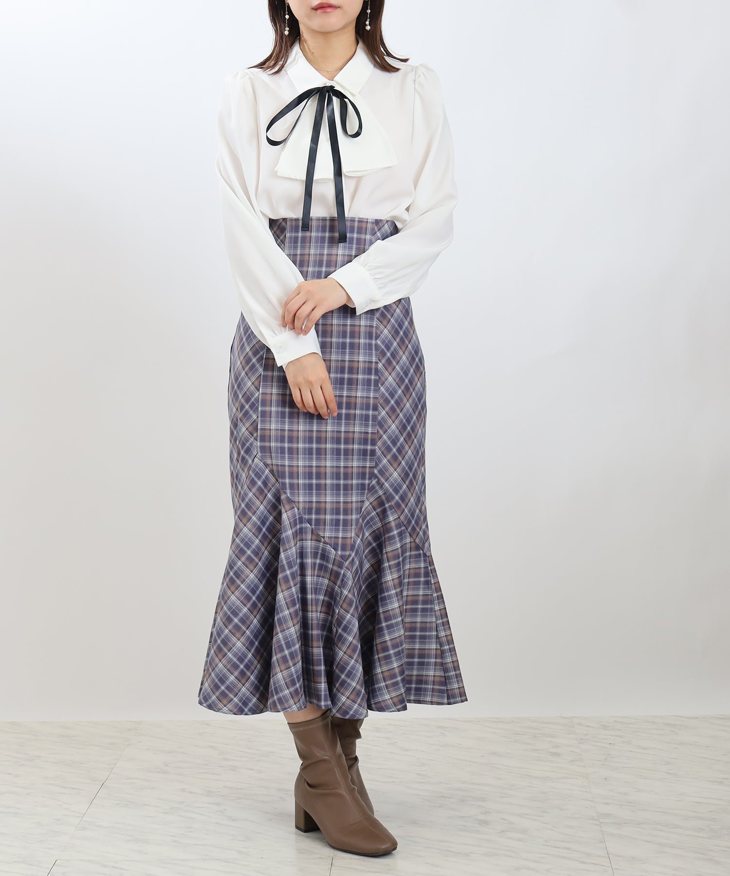 ホワイト　model：156㎝　着用サイズ：S